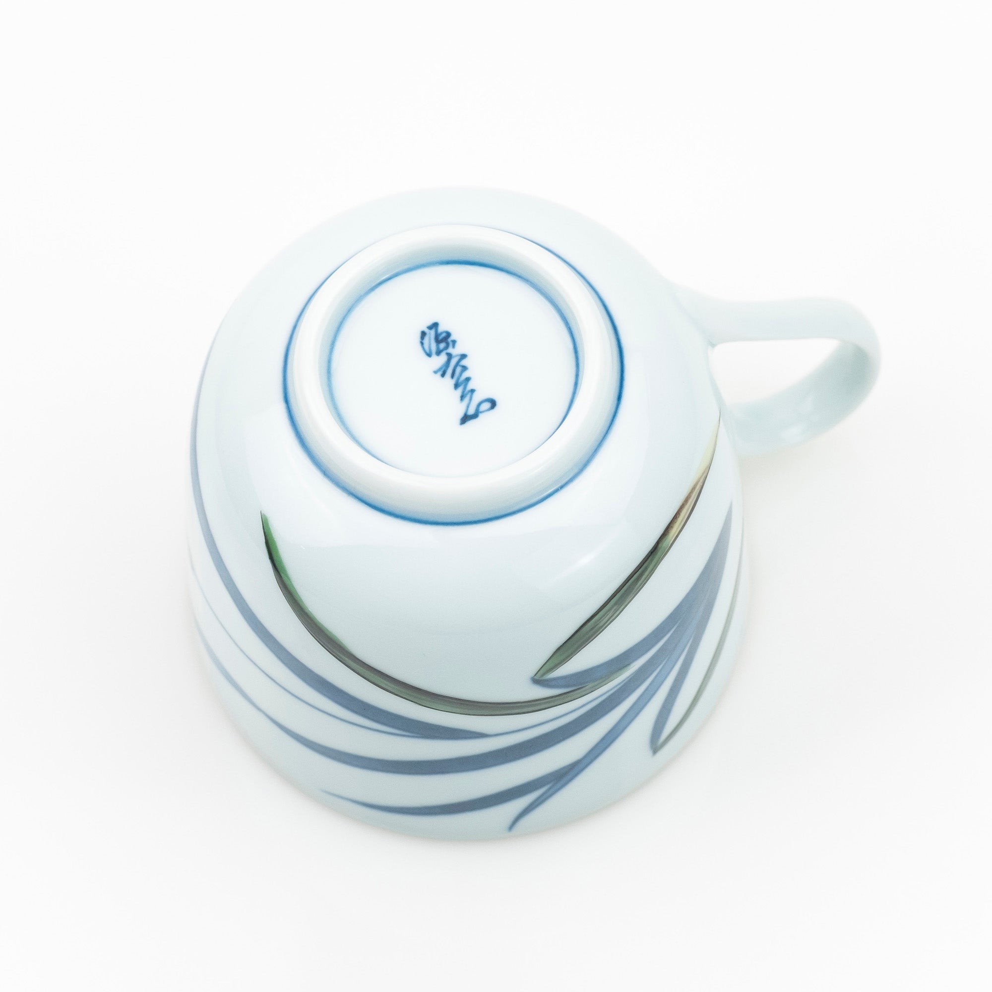Gen'emon Kiln Dyed Nishiki Flower and Grass Pattern Cup and Saucer Arita Ware Old Imari Style (2)