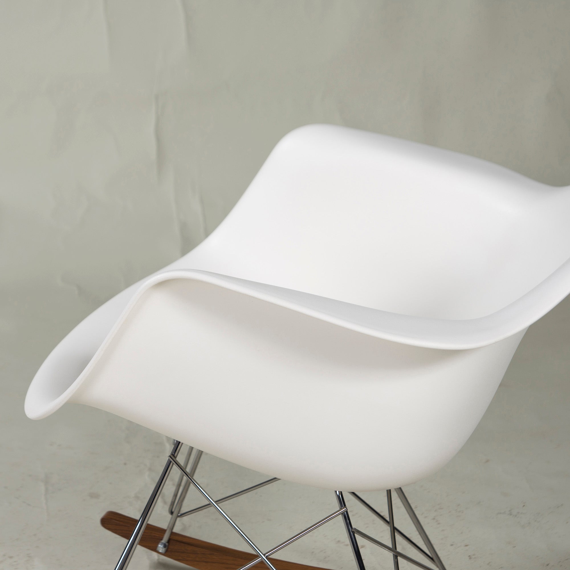 ◆Genuine product◆Herman Miller/Herman Miller Eames Arm Shell Chair, Rocker Base, Walnut, Mid-Century