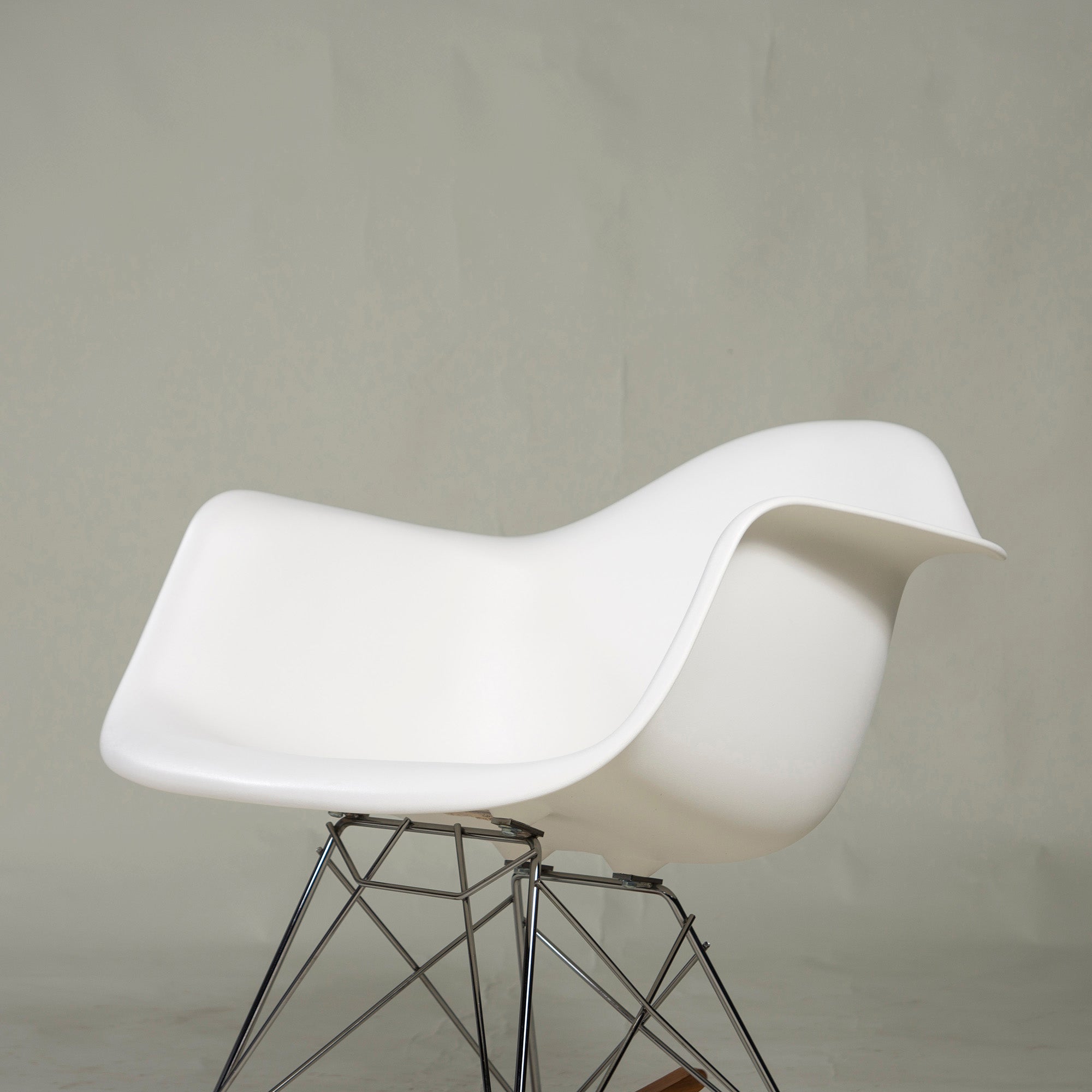◆Genuine product◆Herman Miller/Herman Miller Eames Arm Shell Chair, Rocker Base, Walnut, Mid-Century