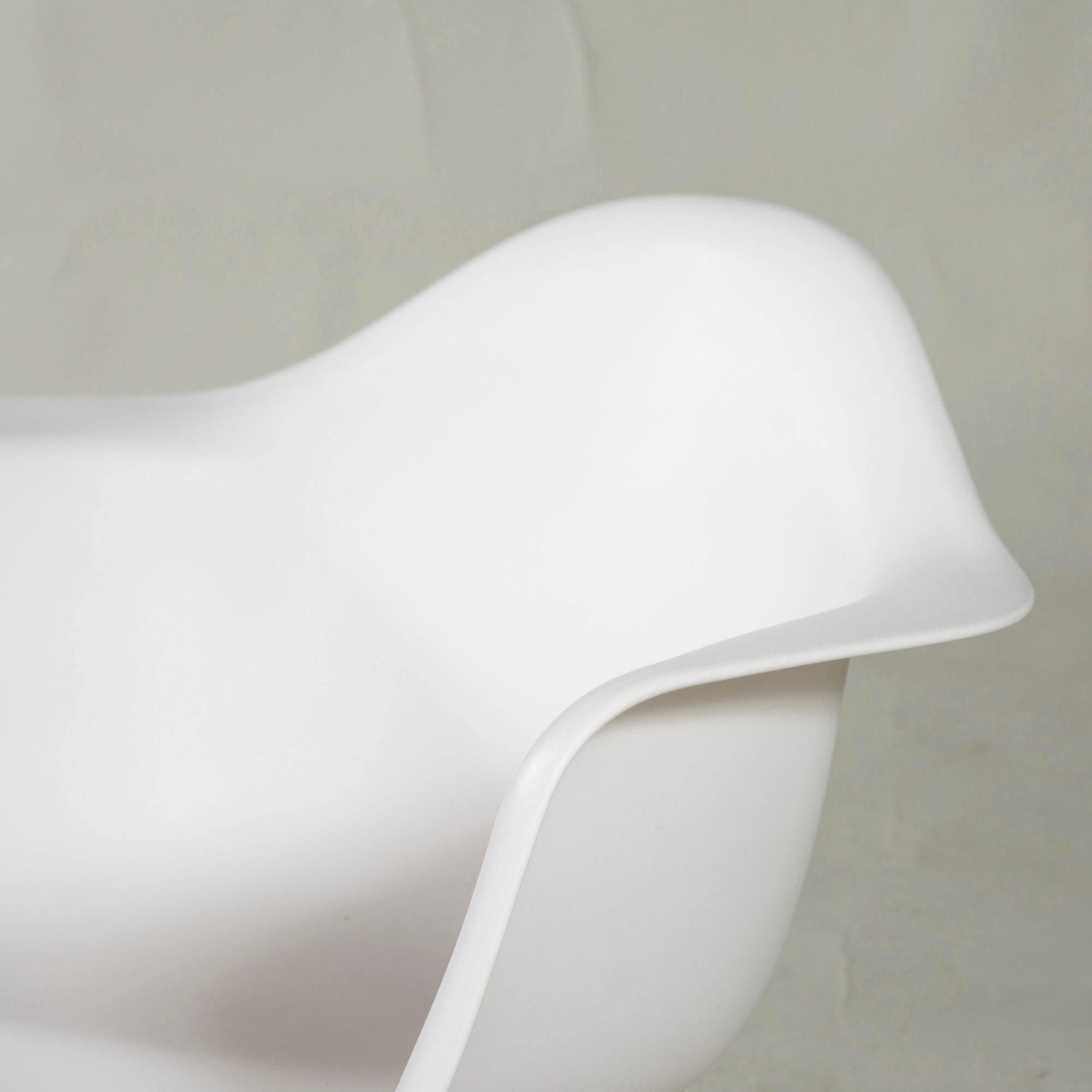 ◆Genuine product◆Herman Miller/Herman Miller Eames Arm Shell Chair, Rocker Base, Walnut, Mid-Century