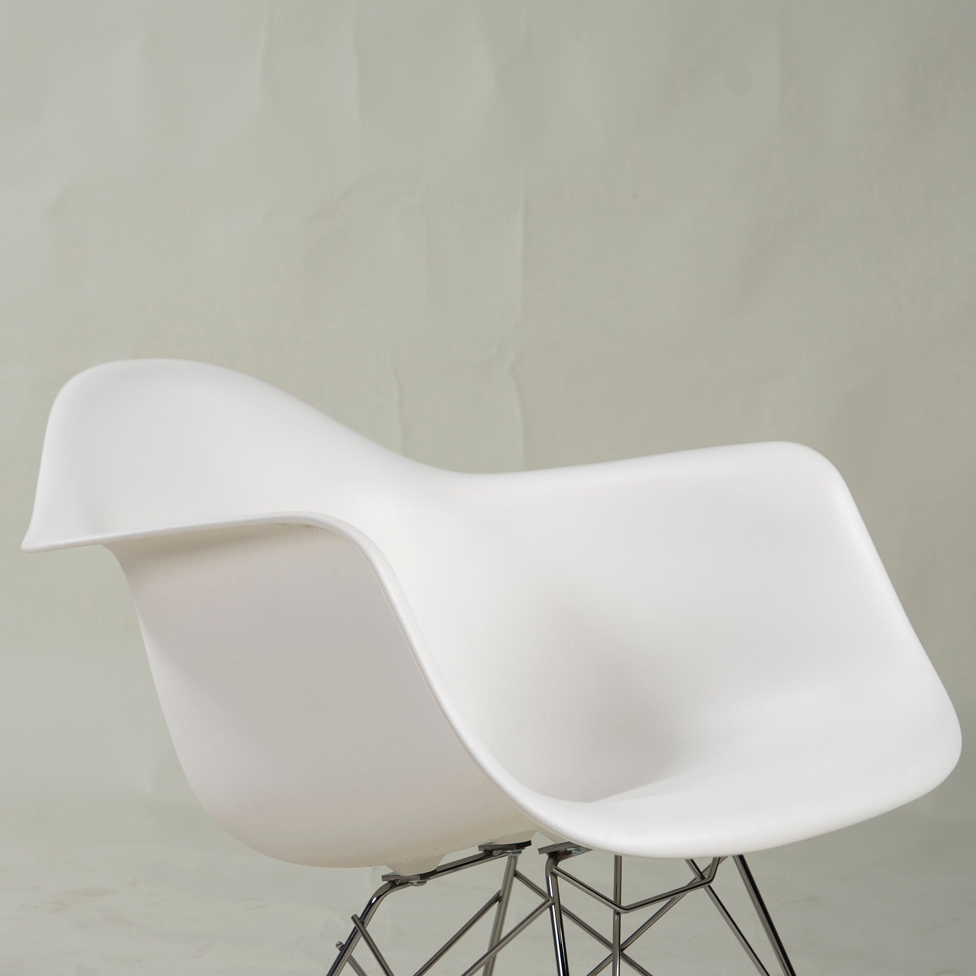 ◆Genuine product◆Herman Miller/Herman Miller Eames Arm Shell Chair, Rocker Base, Walnut, Mid-Century