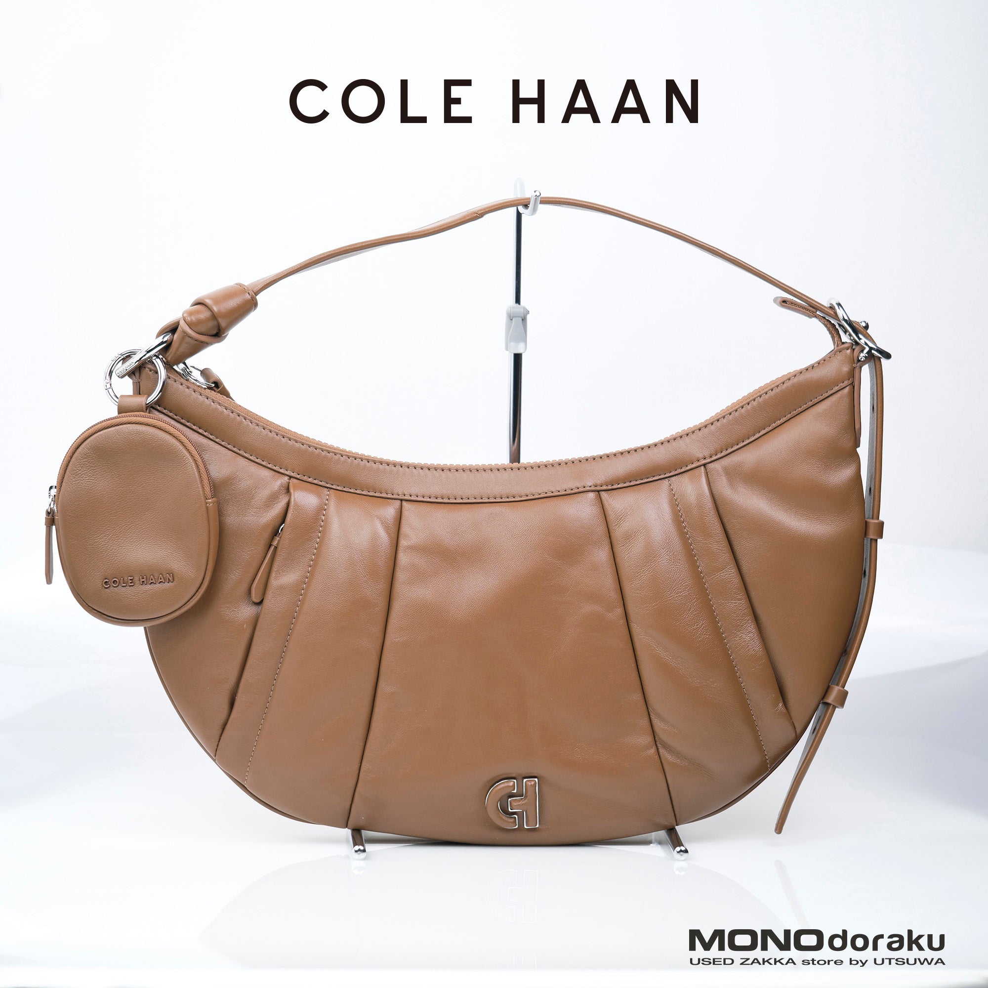 コールハーン ショルダーバッグ キルテッド ホーボー バッグ COLE HAAN Quilted Leather Hobo Bag ニューキャラメル