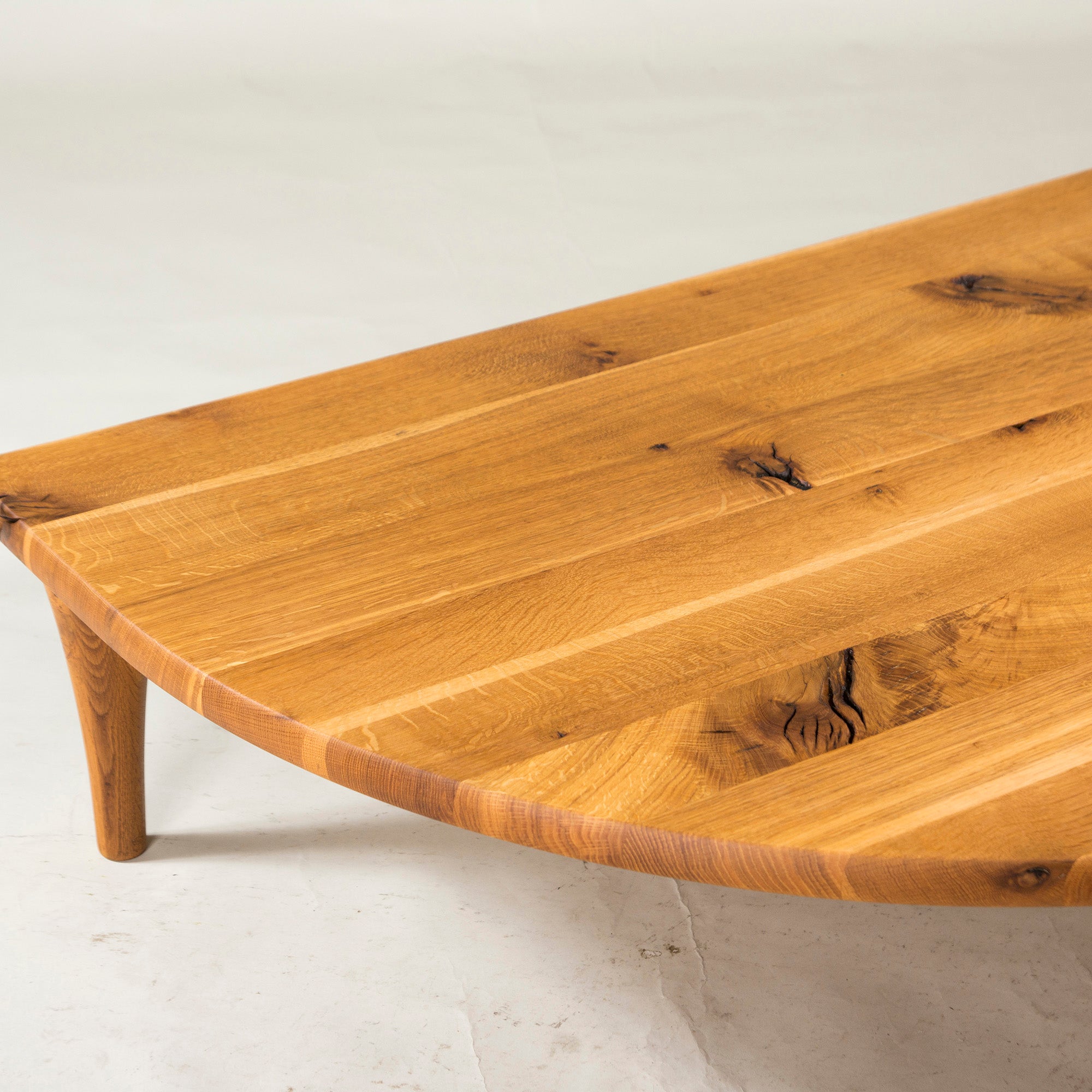 ◆Fully maintained◆Beautiful product◆Hida Sangyo Mori no Kotoba Semicircular Living Table W150 Solid Oak Woodpecker Toshimitsu Sasaki Japanese Modern