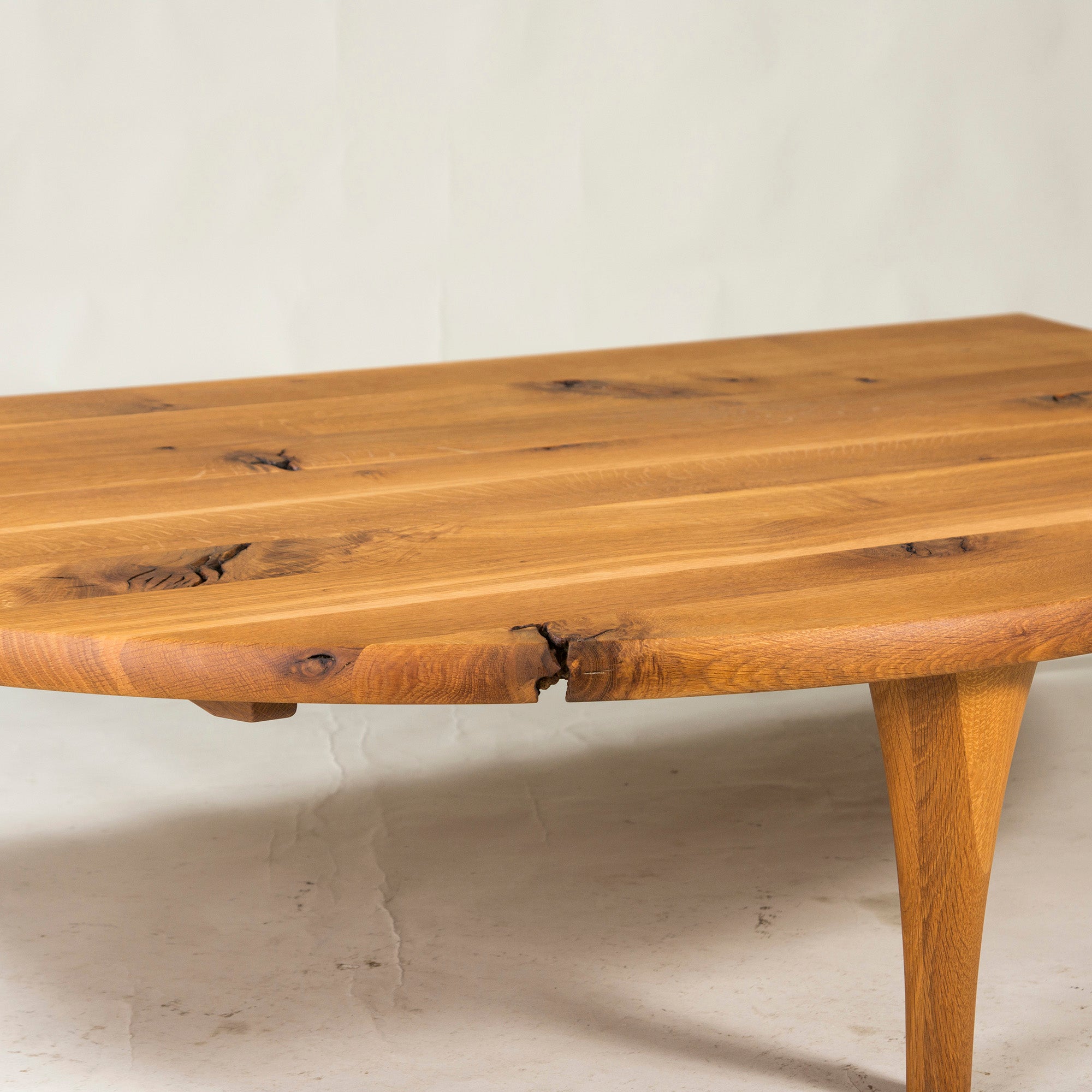◆Fully maintained◆Beautiful product◆Hida Sangyo Mori no Kotoba Semicircular Living Table W150 Solid Oak Woodpecker Toshimitsu Sasaki Japanese Modern