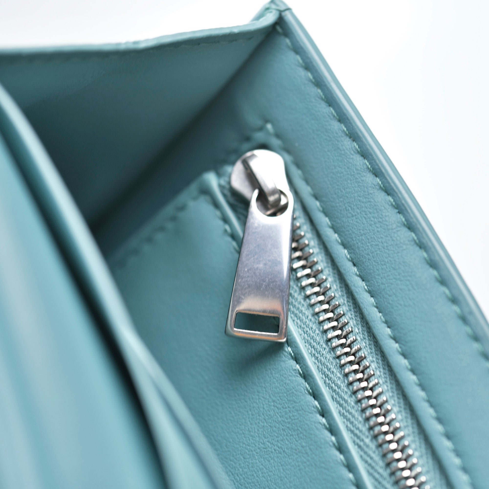 ボッテガ ヴェネタ BOTTEGA VENETA 長財布 コンチネンタルウォレット ゴートスキン ストーム ターコイズブルー
