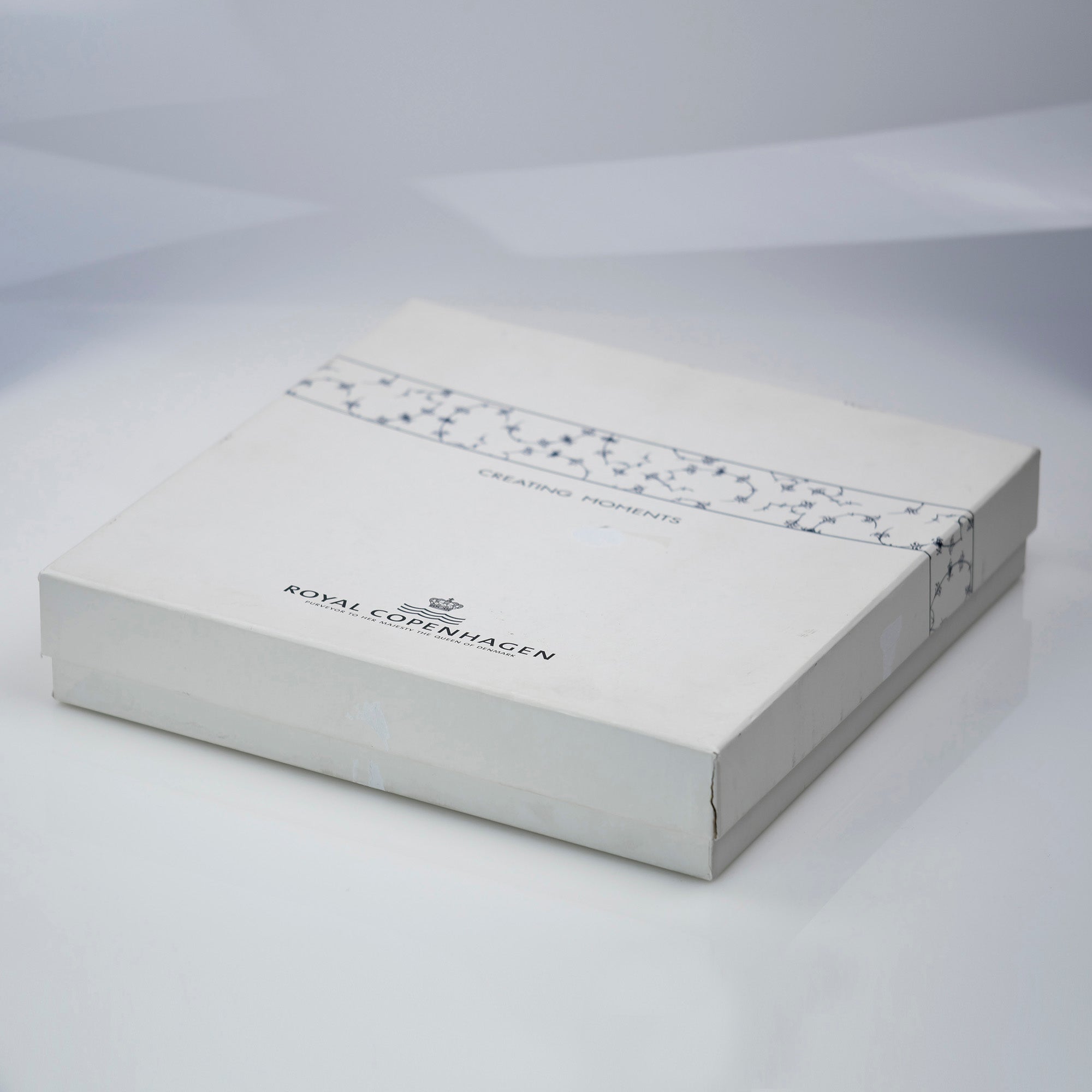 ロイヤルコペンハーゲン ホワイトパルメッテ ディーププレート 26cm