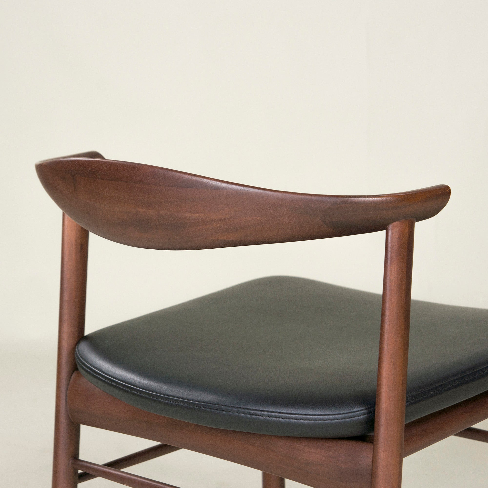 Asahi Wood Processing Dining Chair AMLYS/Amris Torneo/Torneo Side Chair (1) Acacia wood x Ebony Hans S. Jacobsen Nordic