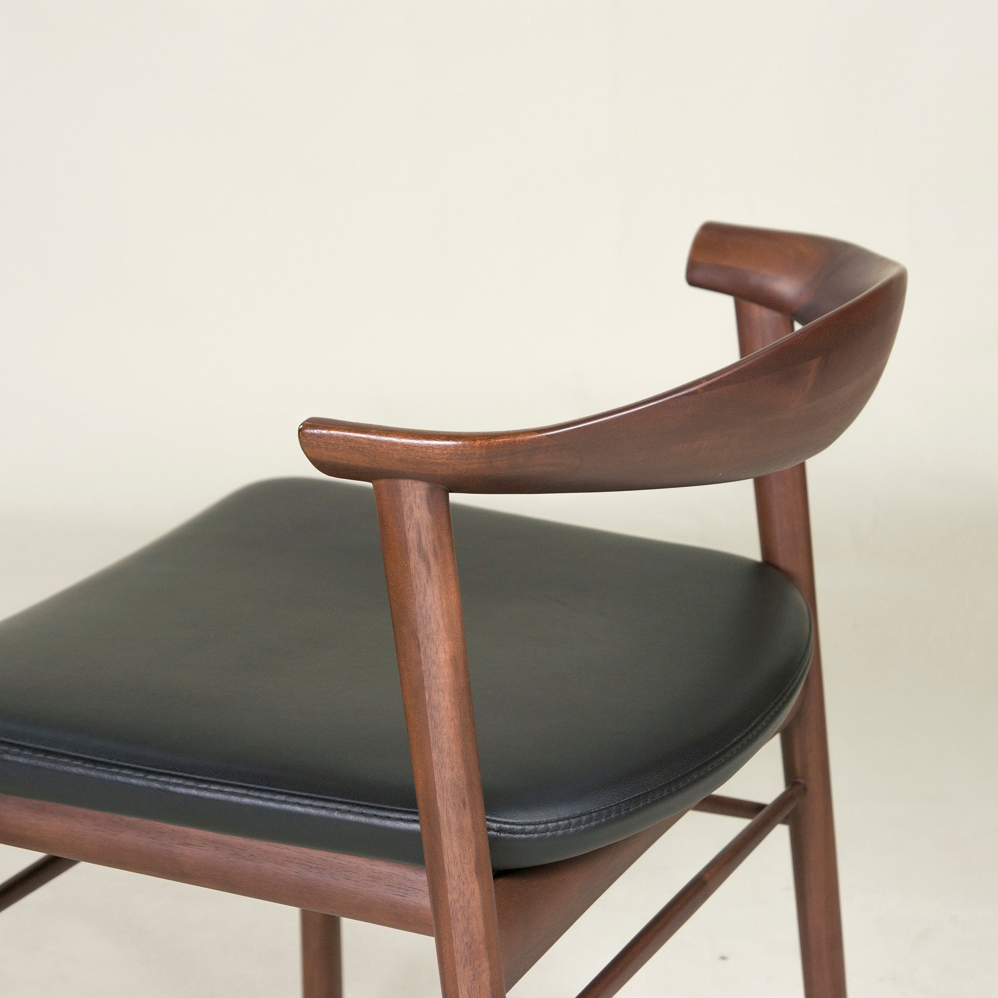Asahi Wood Processing Dining Chair AMLYS/Amris Torneo/Torneo Side Chair (1) Acacia wood x Ebony Hans S. Jacobsen Nordic
