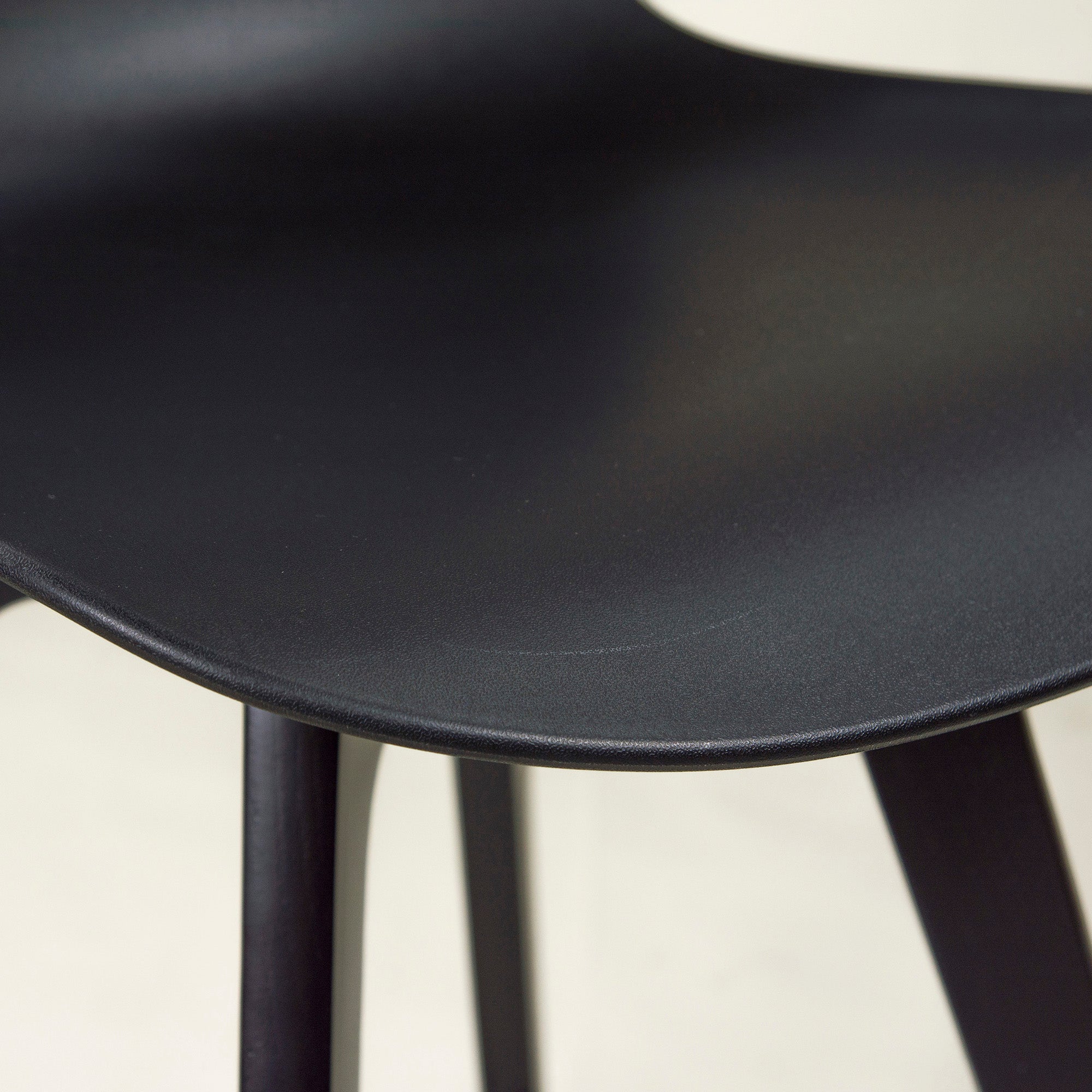 BoConcept Counter Chair BoConcept ADELAIDE/Adelaide Counter Stool Black x Espresso Oak (1) Nordic Modern