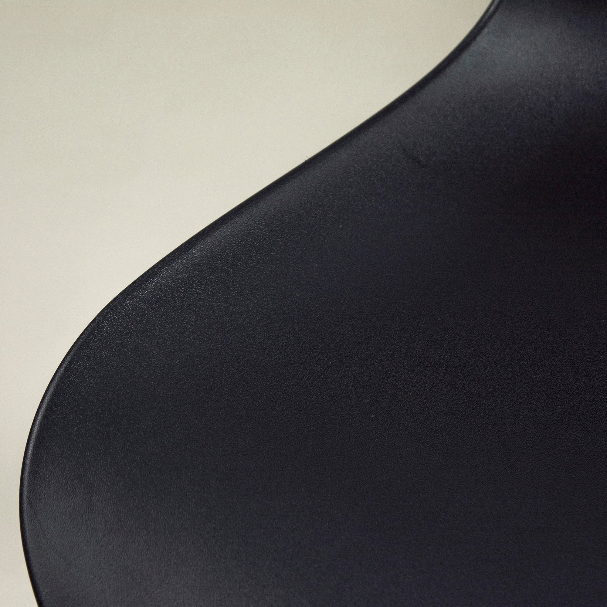 BoConcept Counter Chair BoConcept ADELAIDE/Adelaide Counter Stool Black x Espresso Oak (1) Nordic Modern