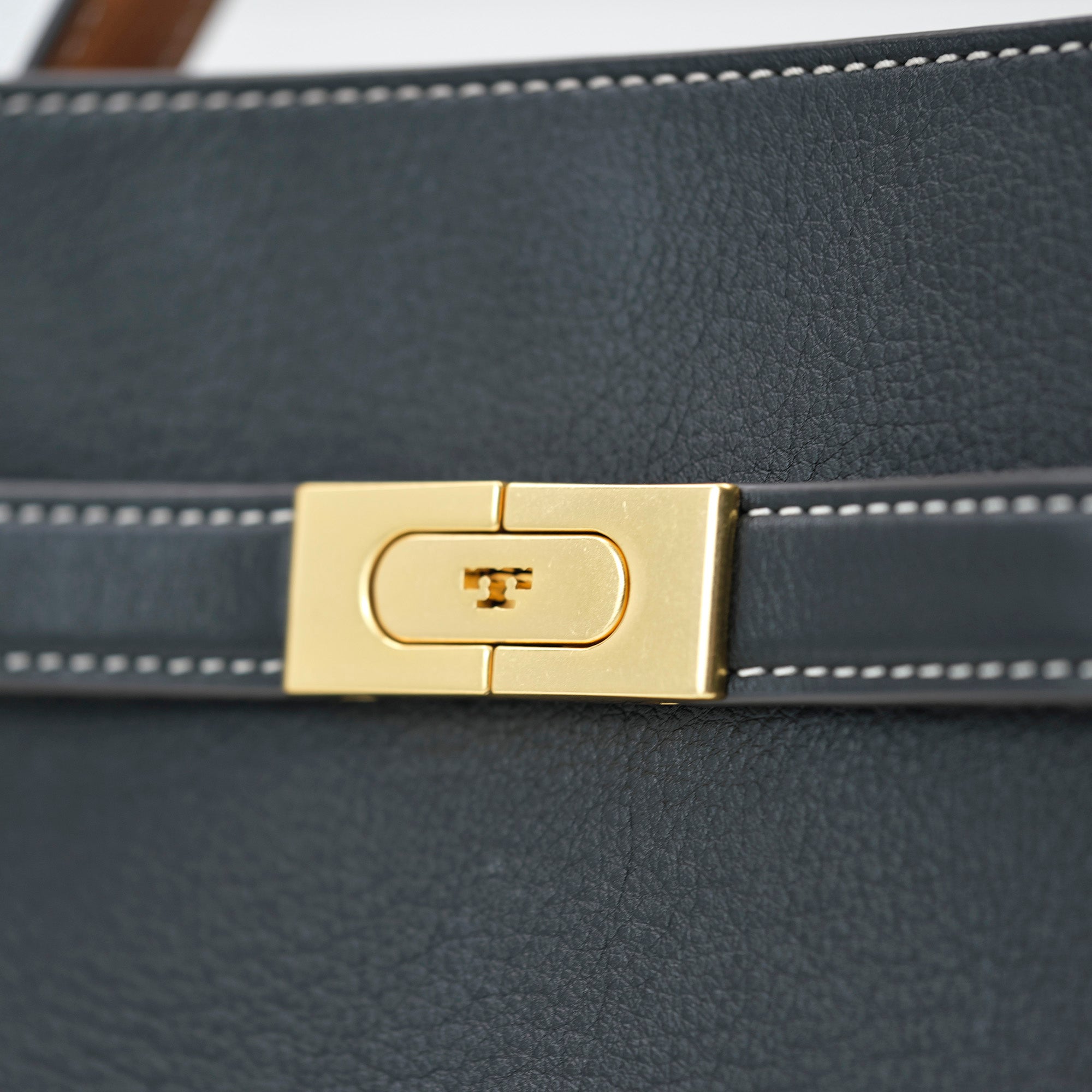 トリーバーチ プチダブルバッグ リー ラジウィル TORY BURCH PETITE DOUBLE BAG LEE RADZIWILL カーフレザー スエード ブラック 美品