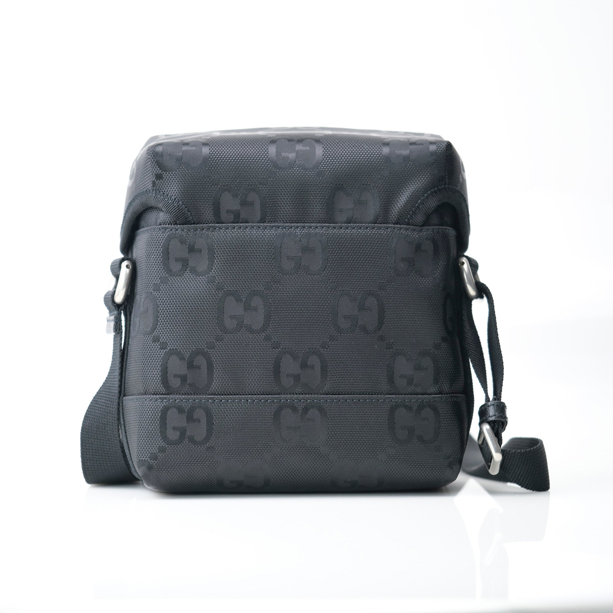 グッチ オフザグリッド GUCCI OF THE GRID ショルダーバッグ GGナイロンキャンバス ブラック ユニセックス 美品