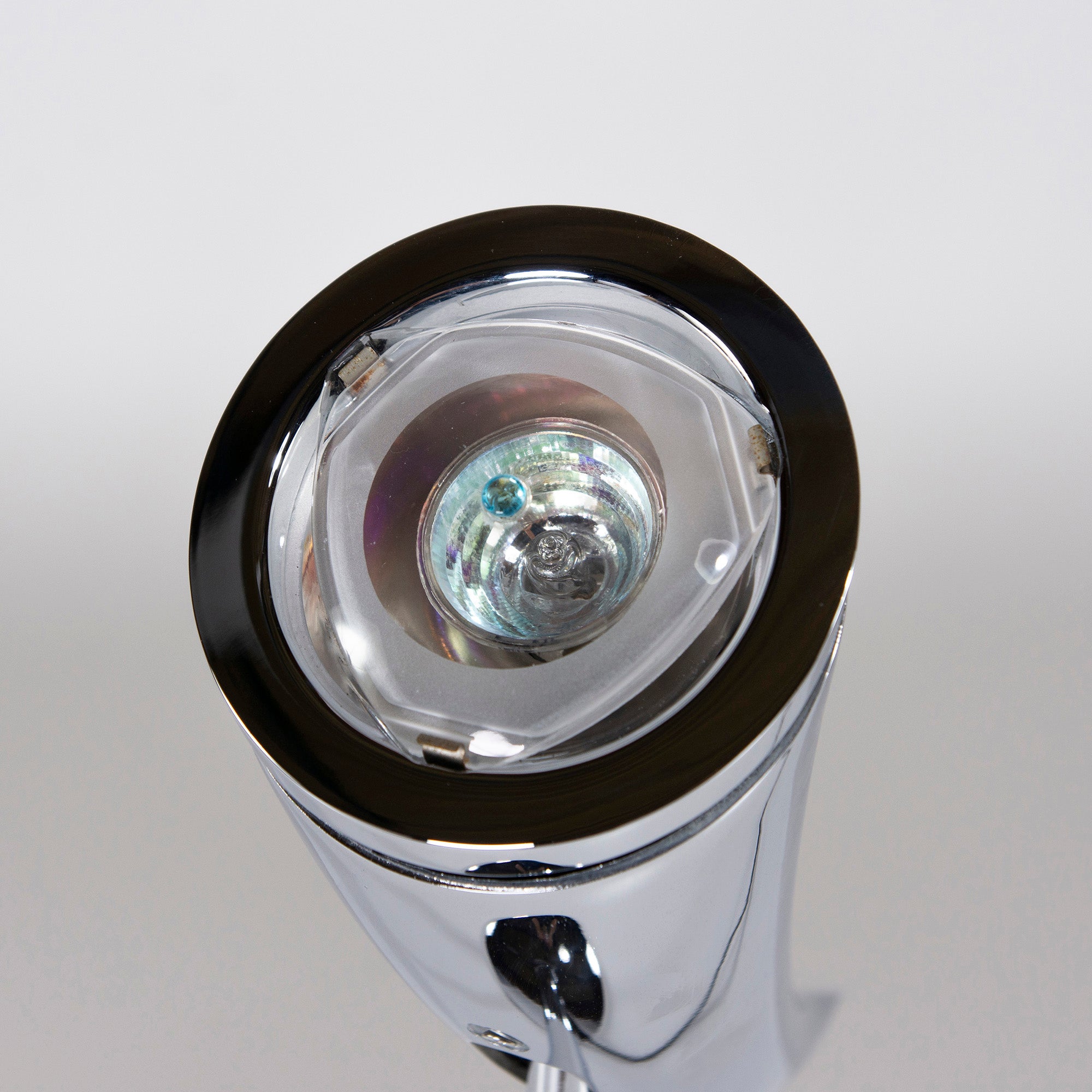 FLOS Table Lamp FLOS ARA Desk Lamp (1) Philippe Starck Space Age Modern Made in Italy Discontinued Indirect Lighting