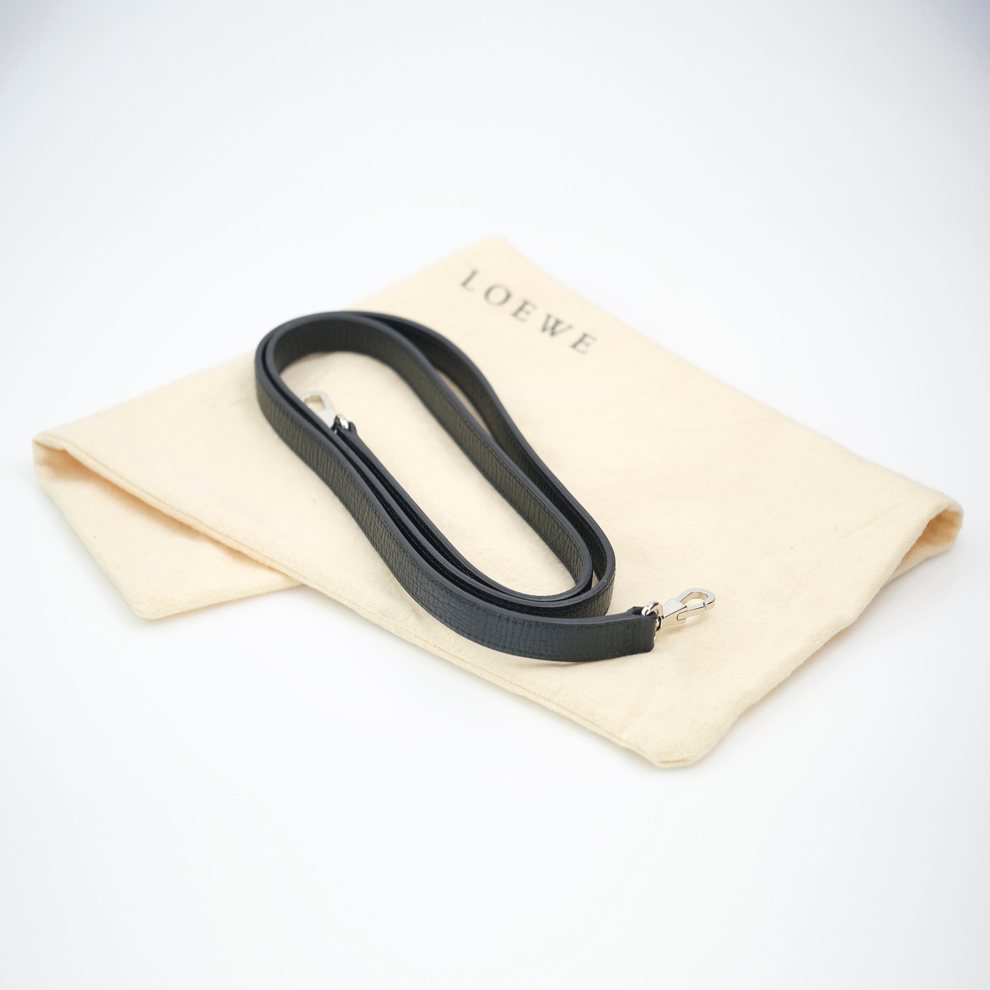 ロエベ LOEWE ビジネスバッグ 2WAY ストラップ付 レザー ブラック ヴィンテージ 美品