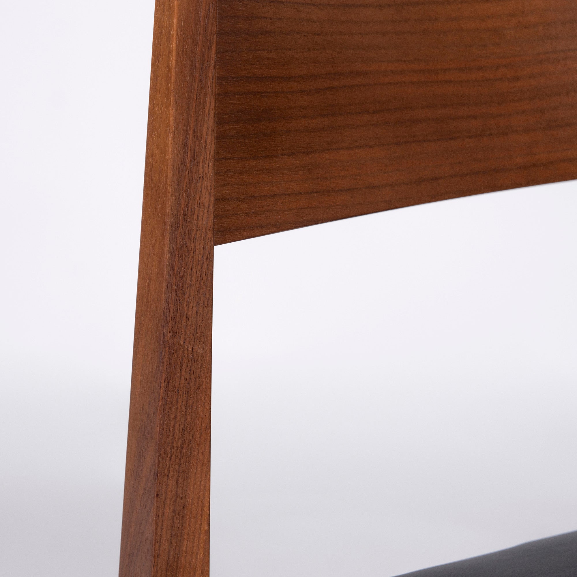 Arflex Dining Chair arflex SHIN Shin Chair (4) Walnut Italian Modern Discontinued Reupholstered