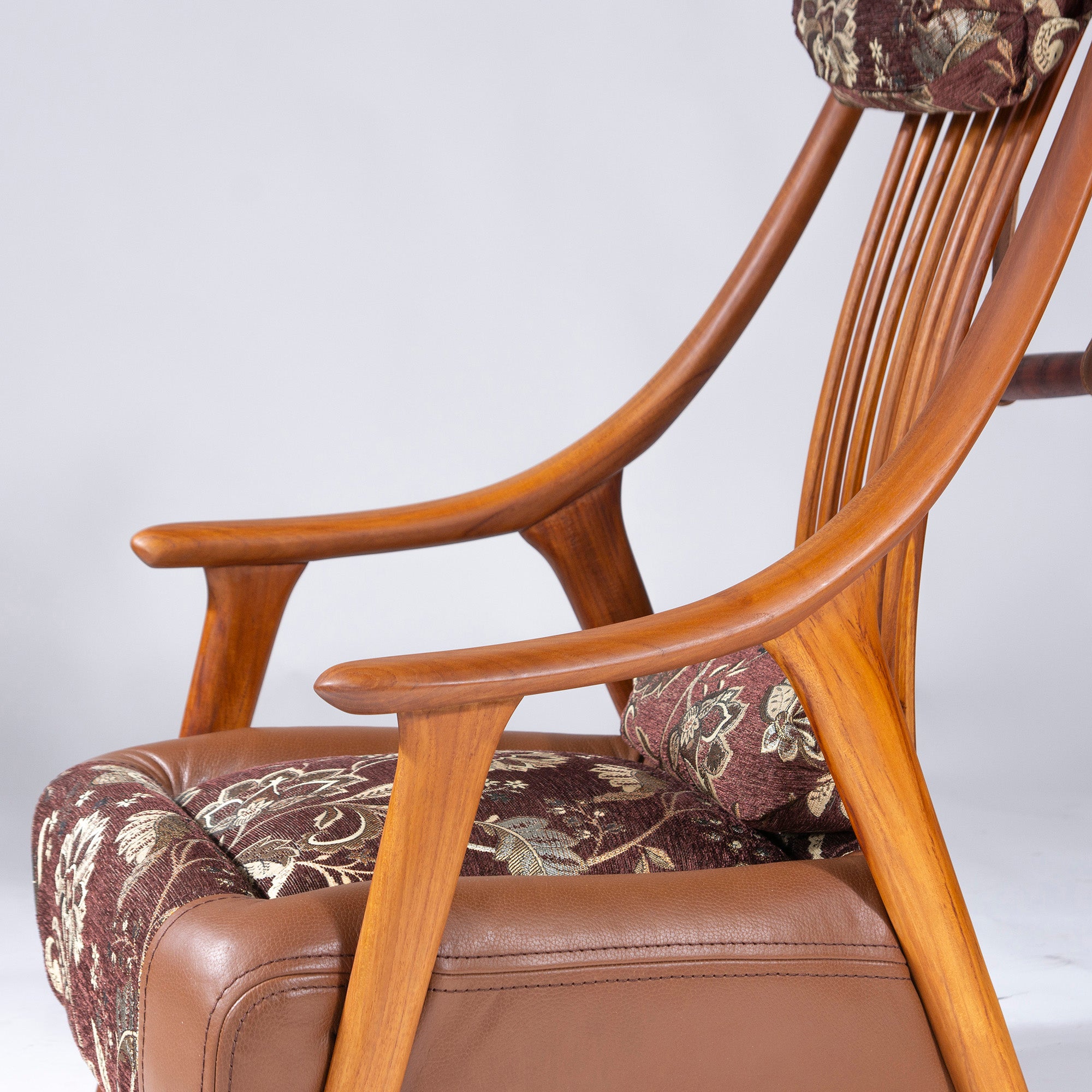 BC Kobo Lounge Chair, Craft Chair, Solid Teak, Genuine Leather, Fabric, Cushion Included, Personal Chair, Armchair, Japanese Modern