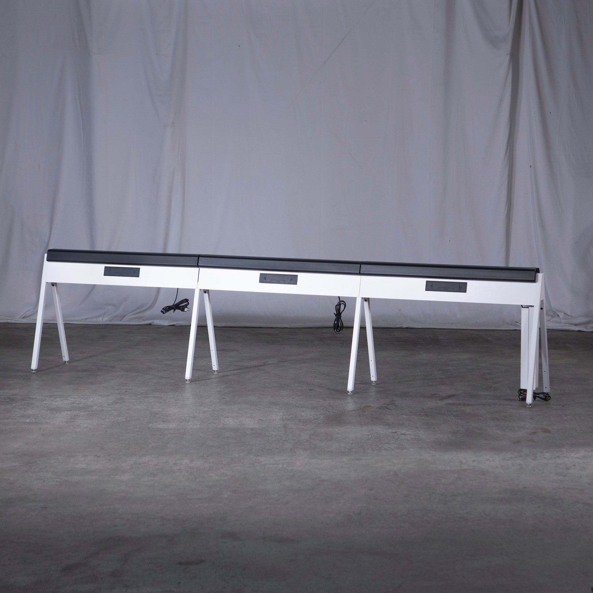 ◆Kanto region limited delivery◆ Knoll Bench, Horsepower, 3-section bench, with power outlet, office furniture, designer furniture, modern design, rare