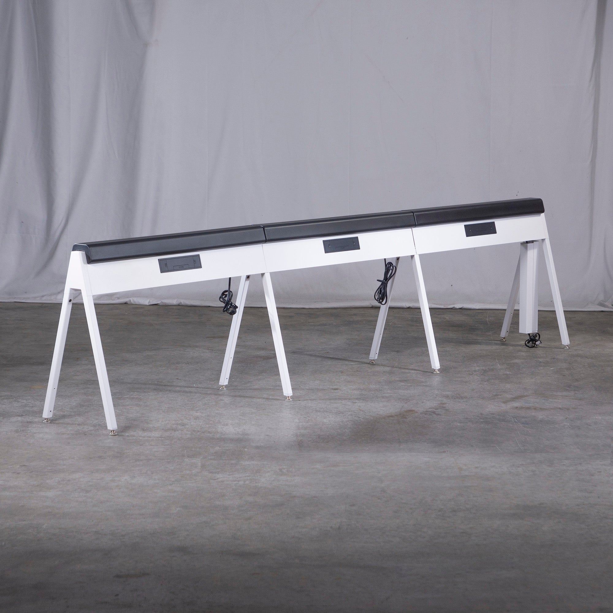 ◆Kanto region limited delivery◆ Knoll Bench, Horsepower, 3-section bench, with power outlet, office furniture, designer furniture, modern design, rare