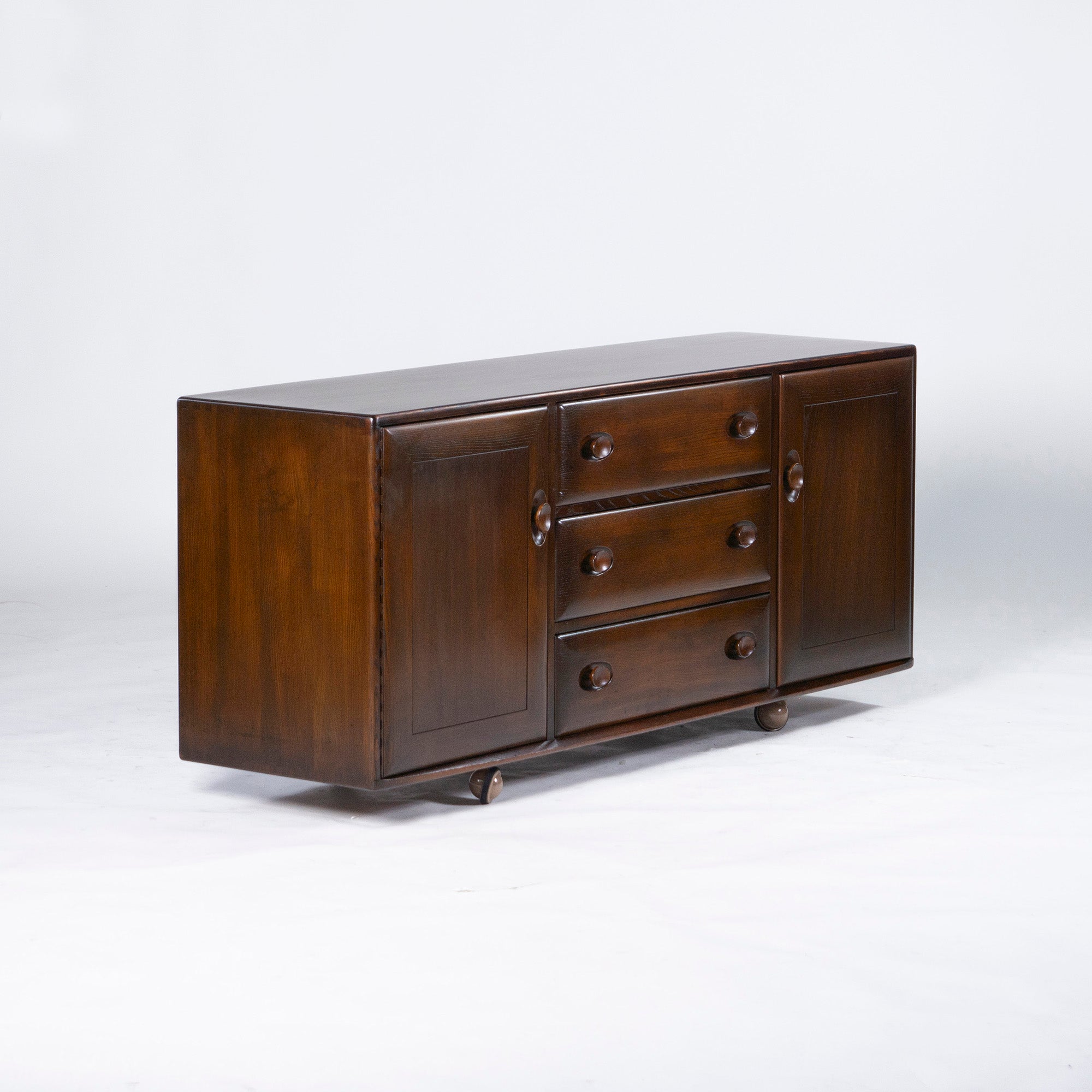 アーコール サイドボード ERCOL 英国ヴィンテージ エルム材 ウィンザースタイル リビング収納 キャビネット アンティーク