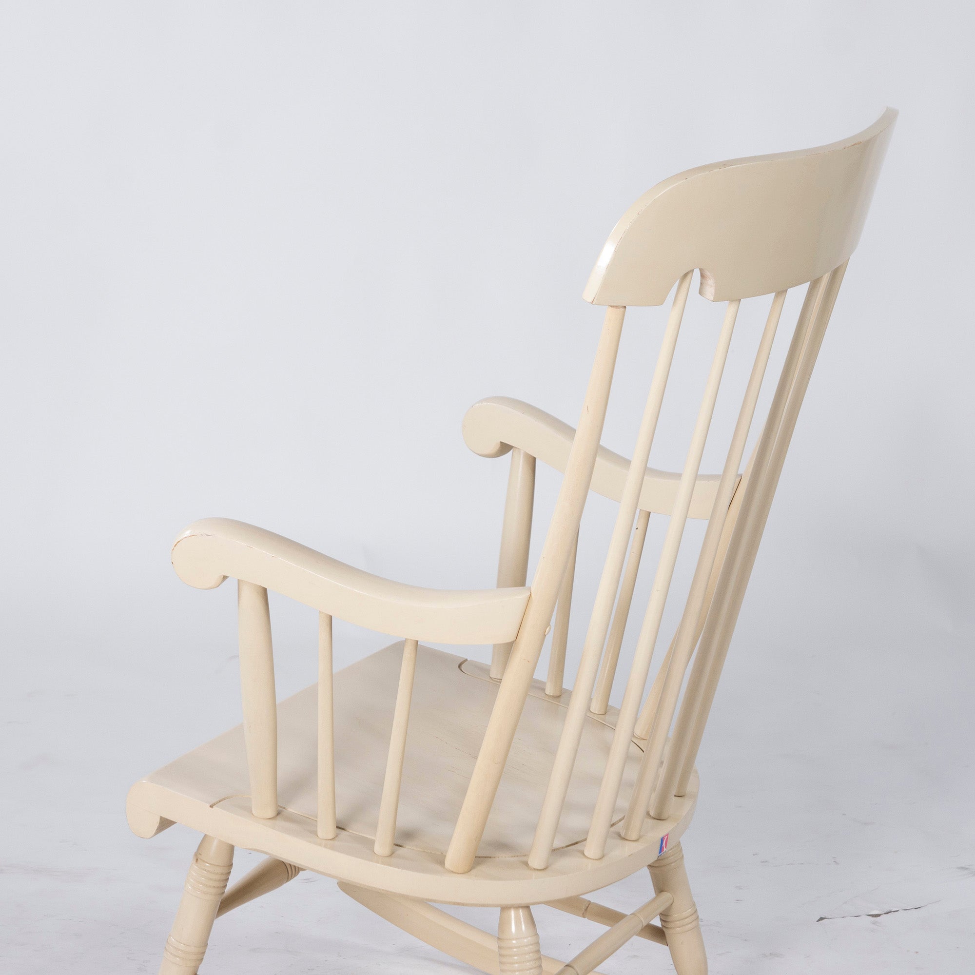 Hida Sangyo Rocking Chair HIDA Old Logo White Rare Color Showa Retro Antique Vintage Solid Wood Windsor