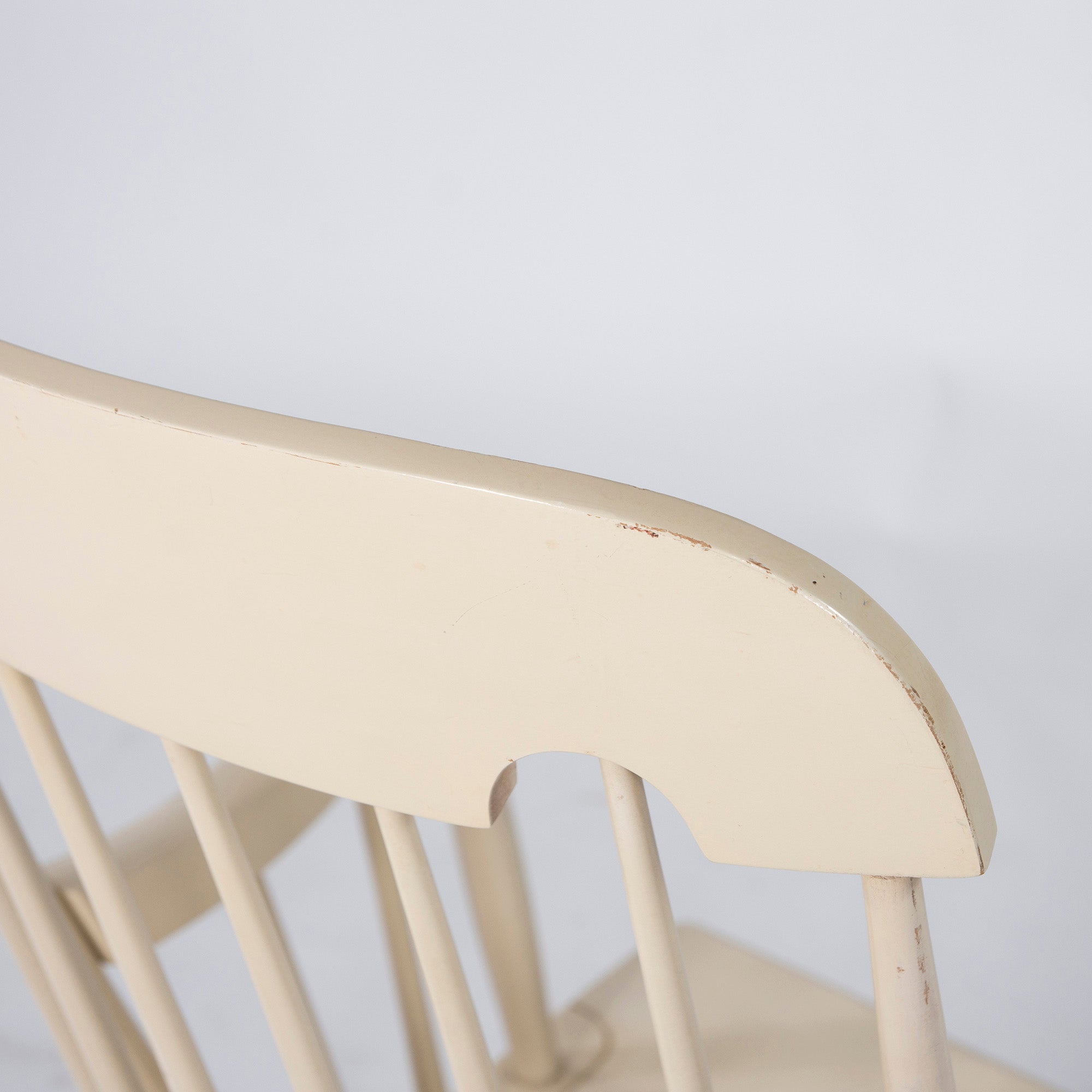 Hida Sangyo Rocking Chair HIDA Old Logo White Rare Color Showa Retro Antique Vintage Solid Wood Windsor