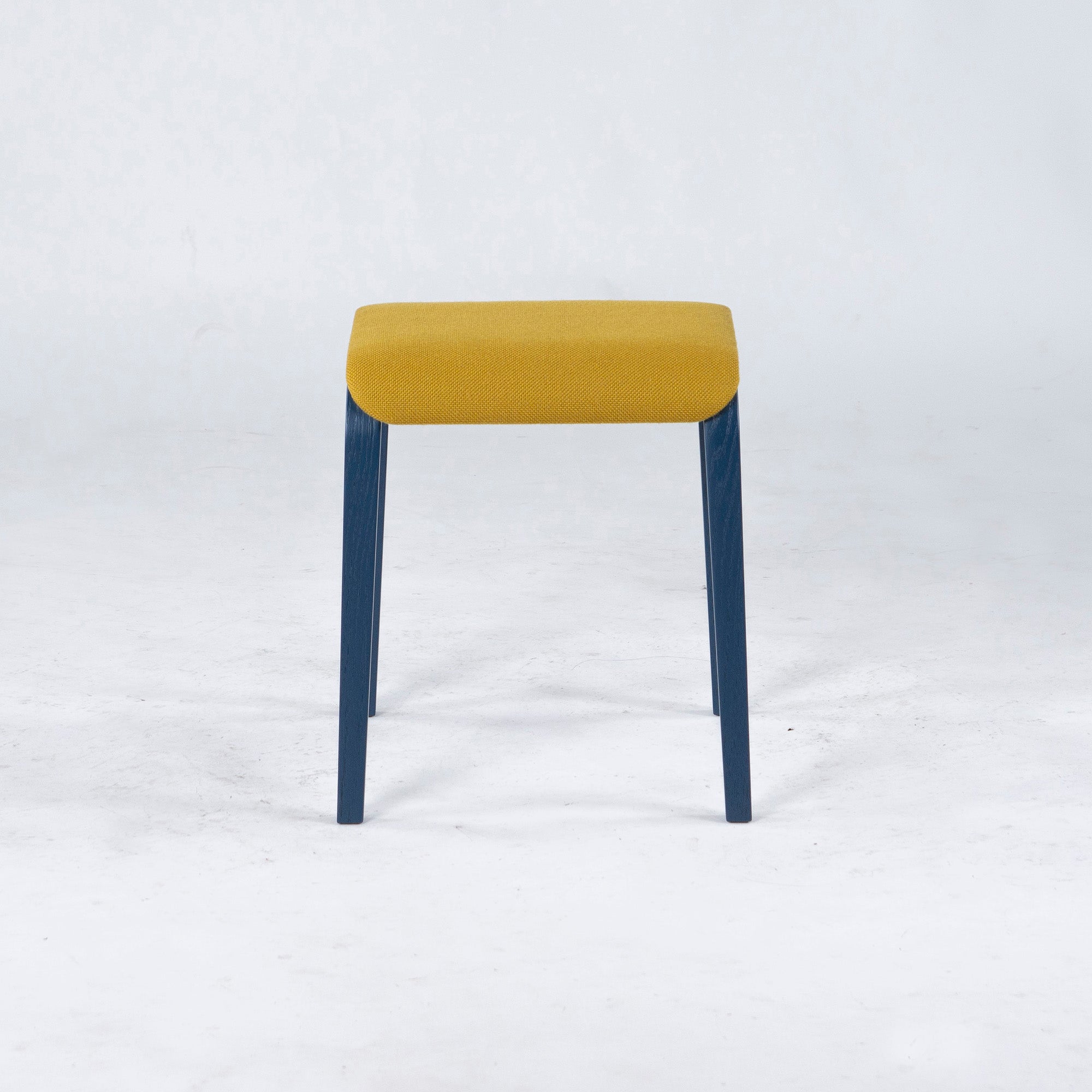 旭川家具 匠工芸 スツール TAPERED STOOL テーパードスツール Sサイズ オーク材 張座 ロースツール シンプルモダン