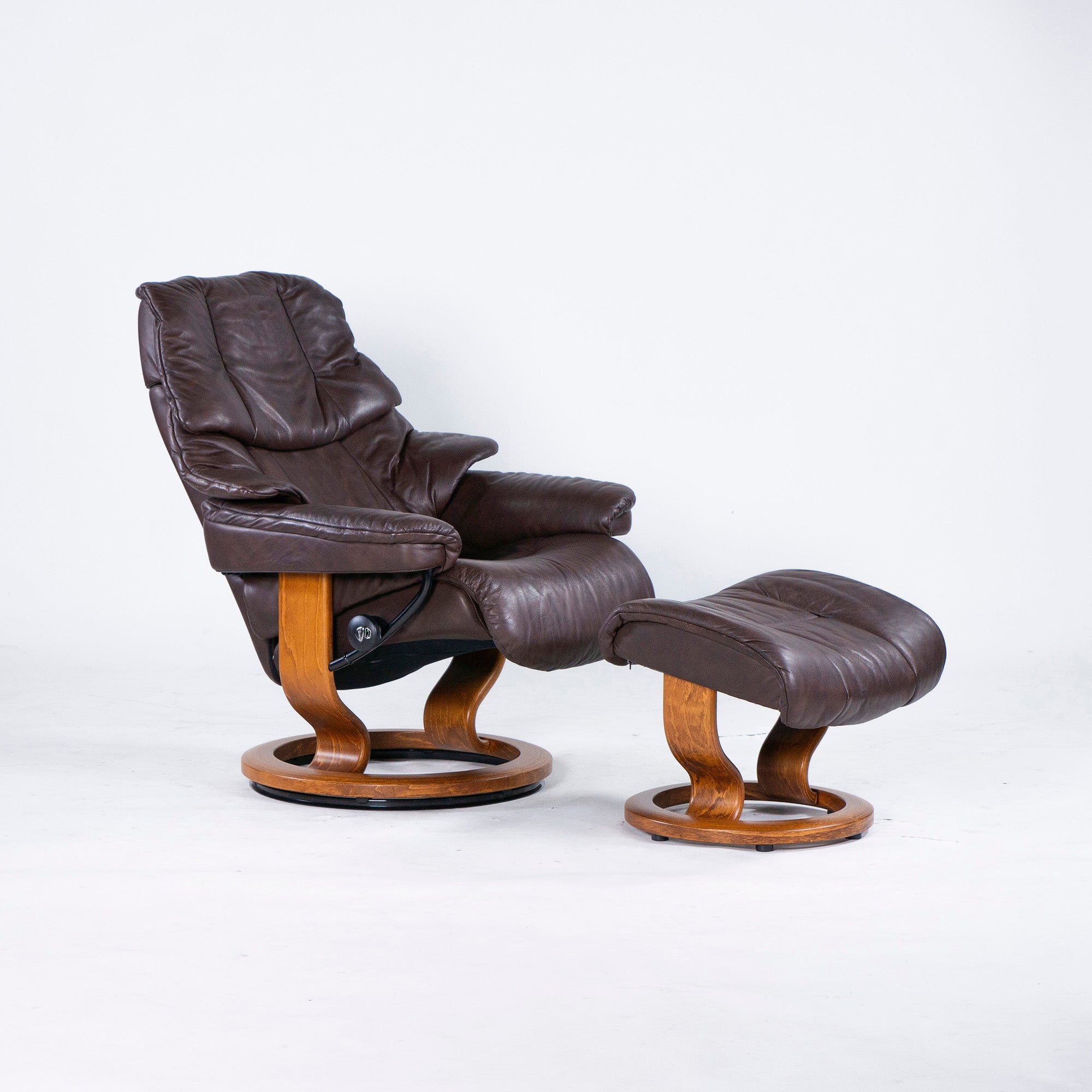 Ekornes Recliner Chair & Ottoman Ekornes Stressless Stressless Chair Reno S Size Brown High Back Genuine Leather