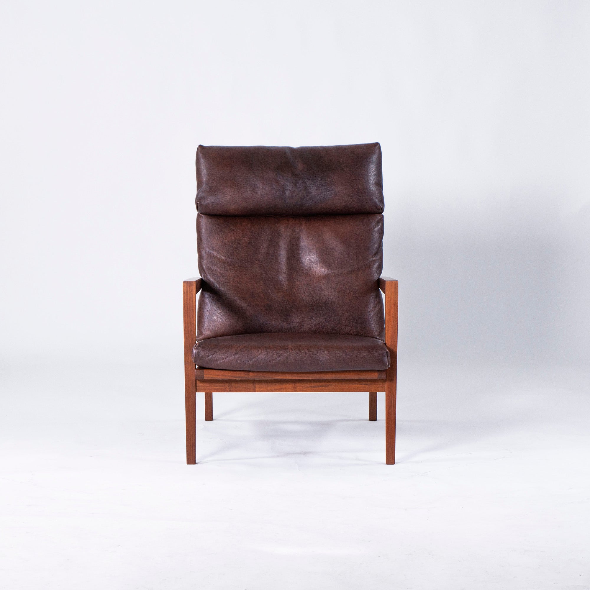 Lounge chair Ritzwell BLAVA Brava easy chair high back solid walnut leather genuine leather modern