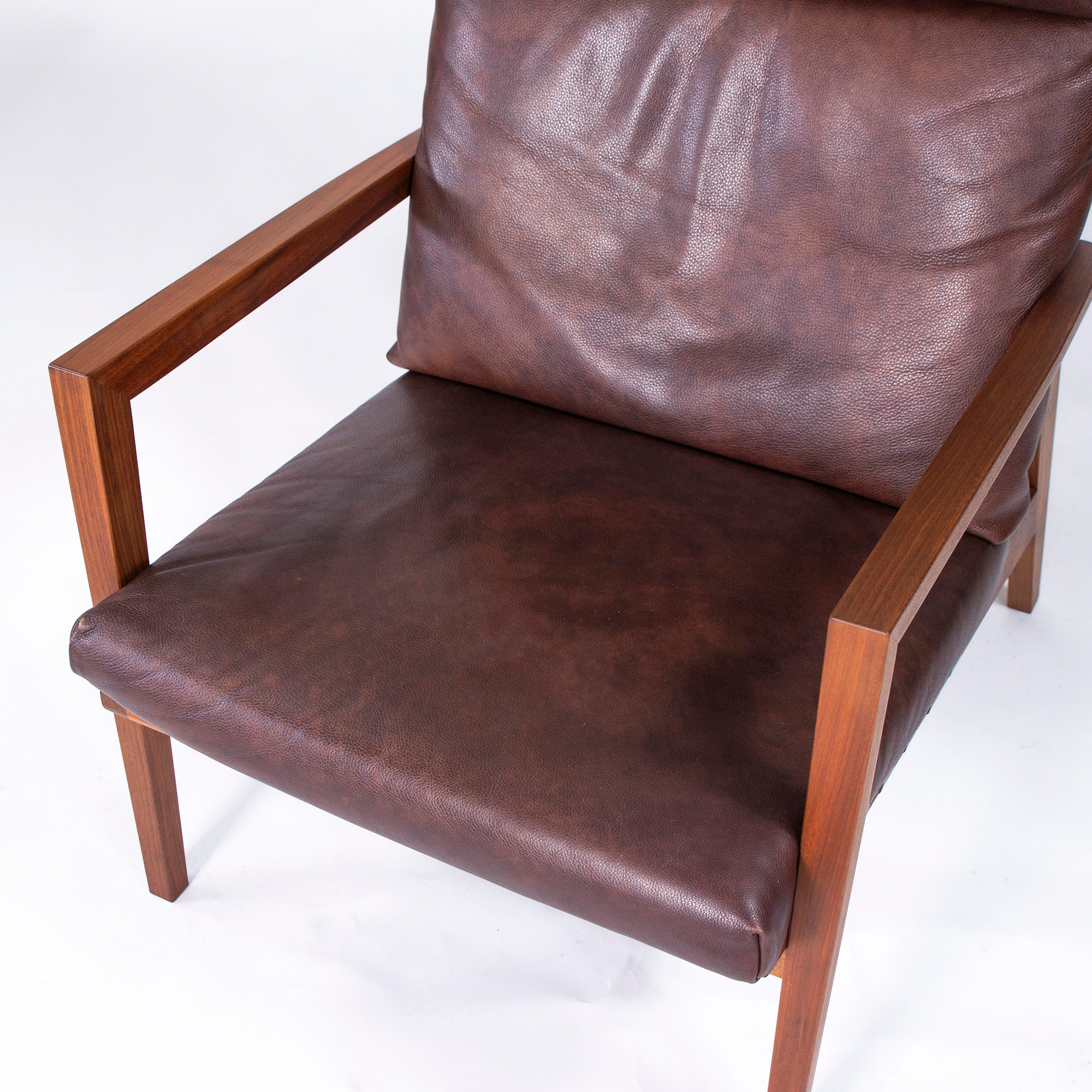 Lounge chair Ritzwell BLAVA Brava easy chair high back solid walnut leather genuine leather modern