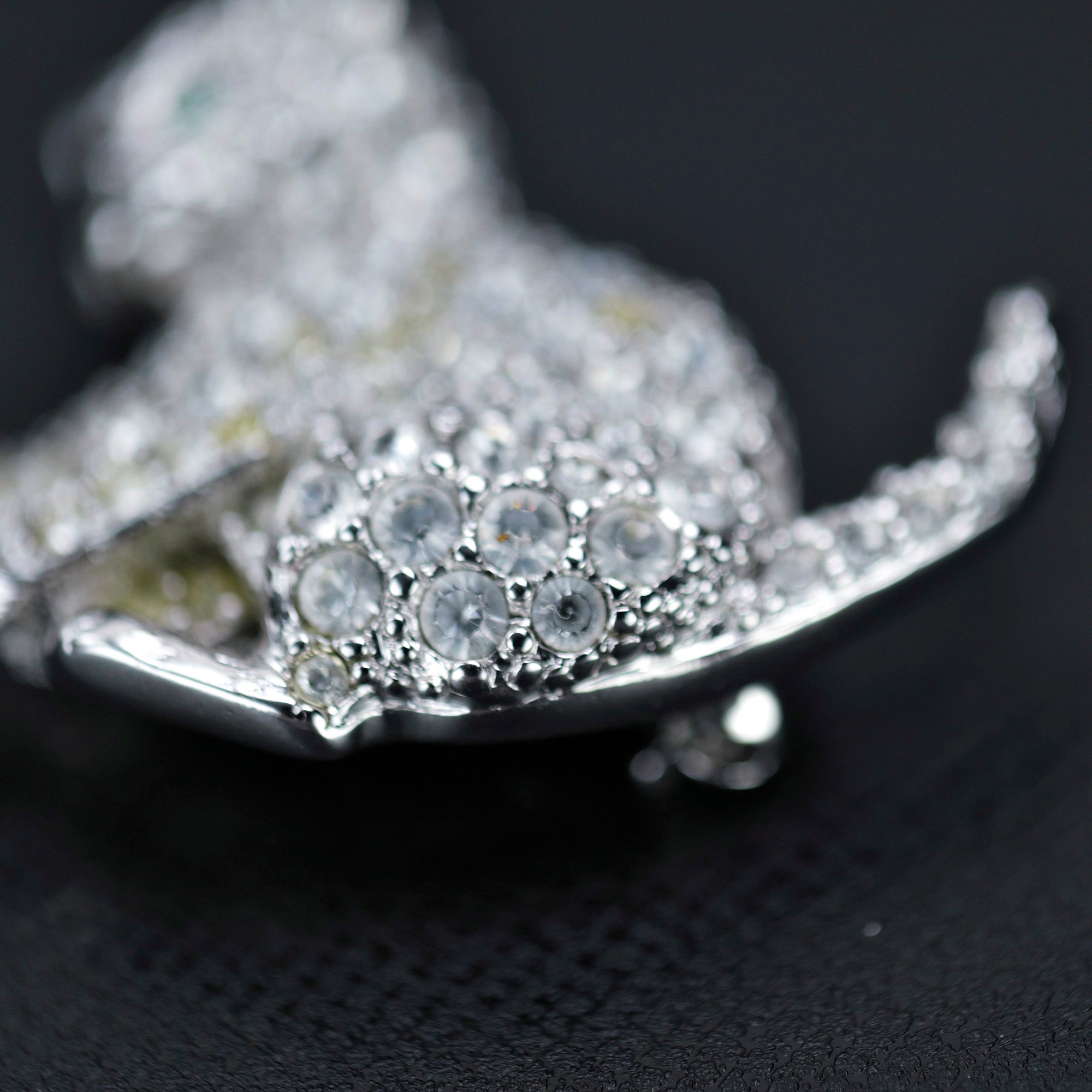 SWAROVSKI Crystal Glass Accessories Brooch Kitten
