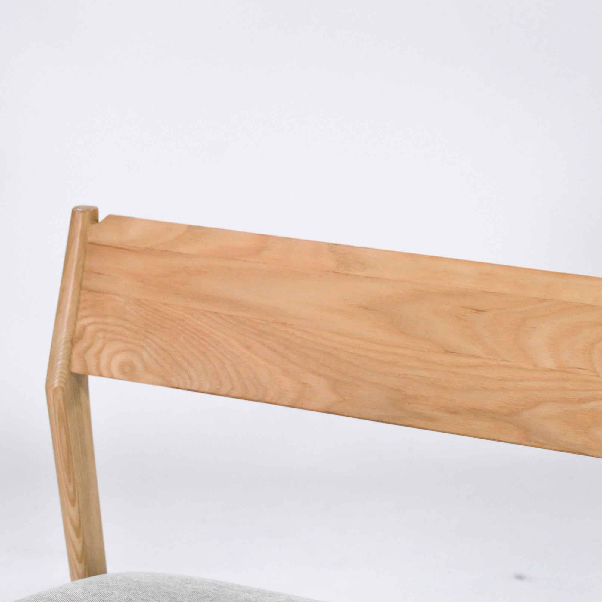 Dining bench Unico SIGNE bench backrest Ash wood covering Nordic design Nordic modern Natural