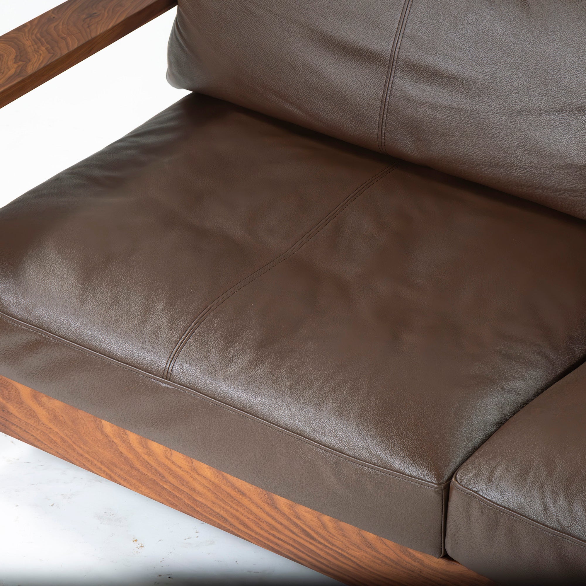 MASTERWAL Picchio PS1 sofa, solid walnut, oil finish, genuine leather, wood frame