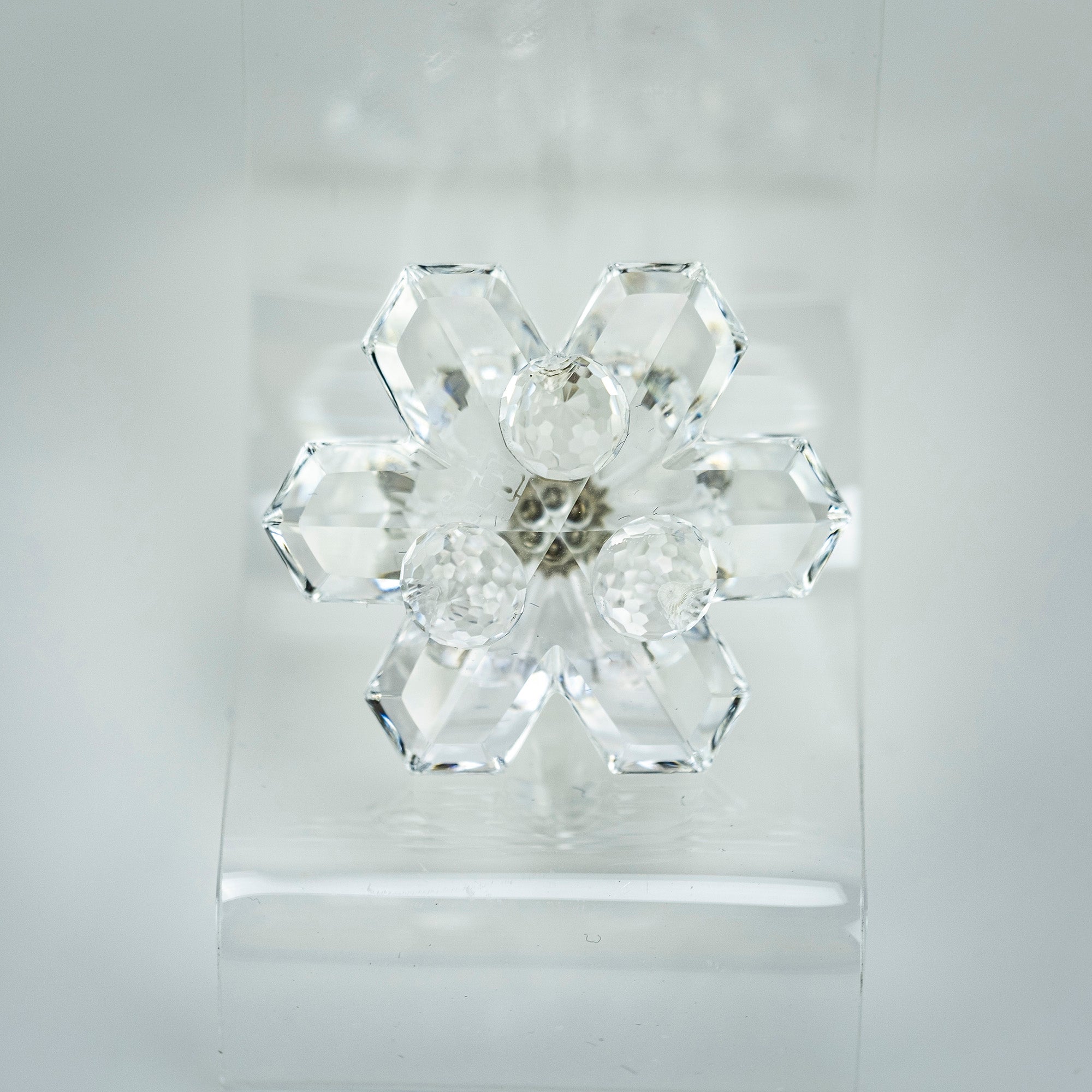 Swarovski Snowflake Candle Holder Set of 2 1989 Old Engraving Discontinued