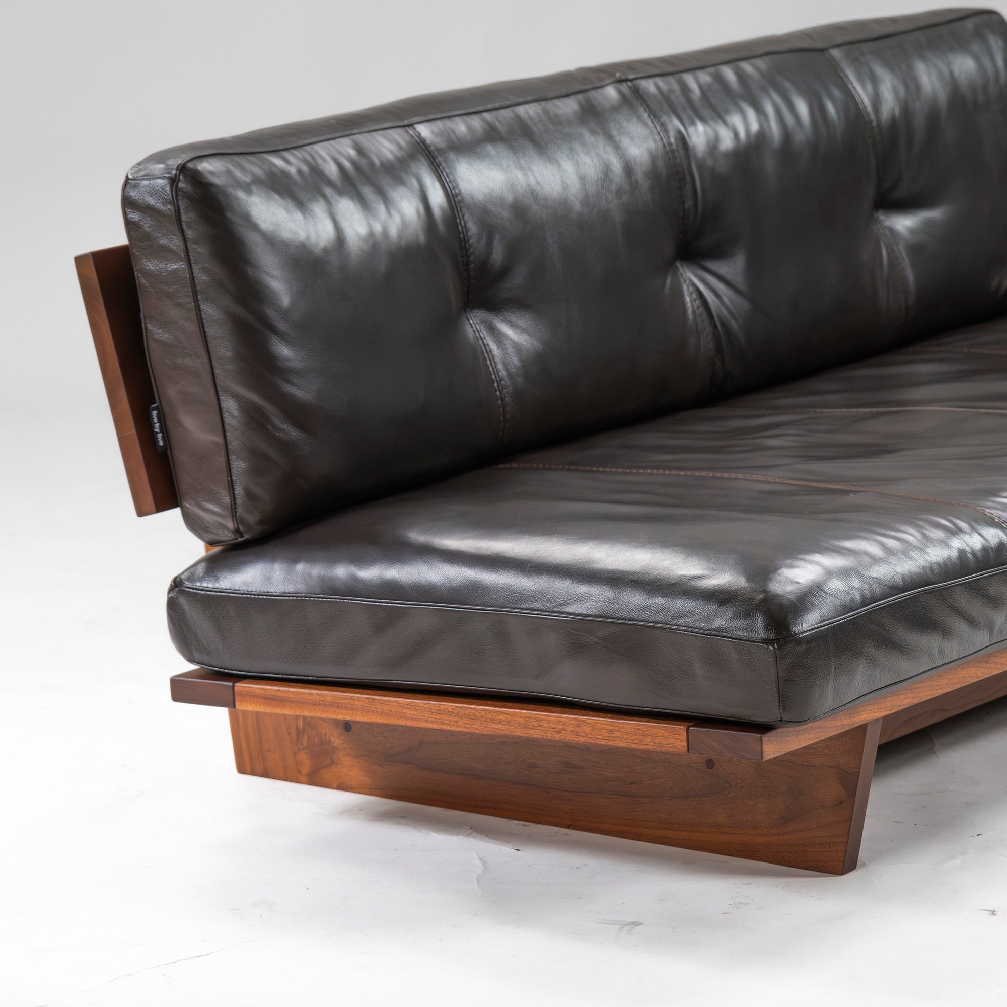 ACTUS sofa ACTUS five by five TILL w160 solid walnut leather genuine leather