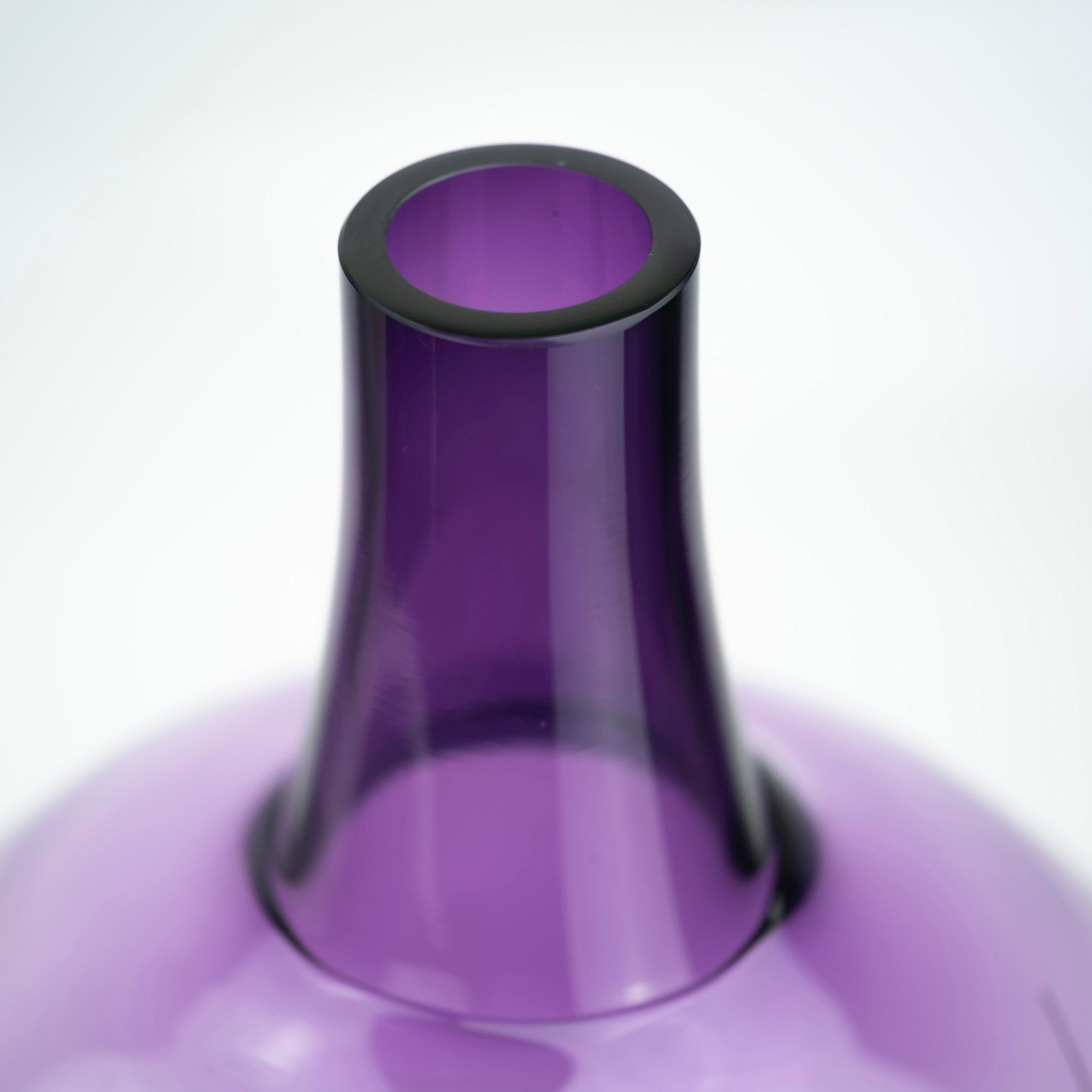 Kosta Boda GUNNEL SAHLIN "Scribble" Object Flower Vase 2005