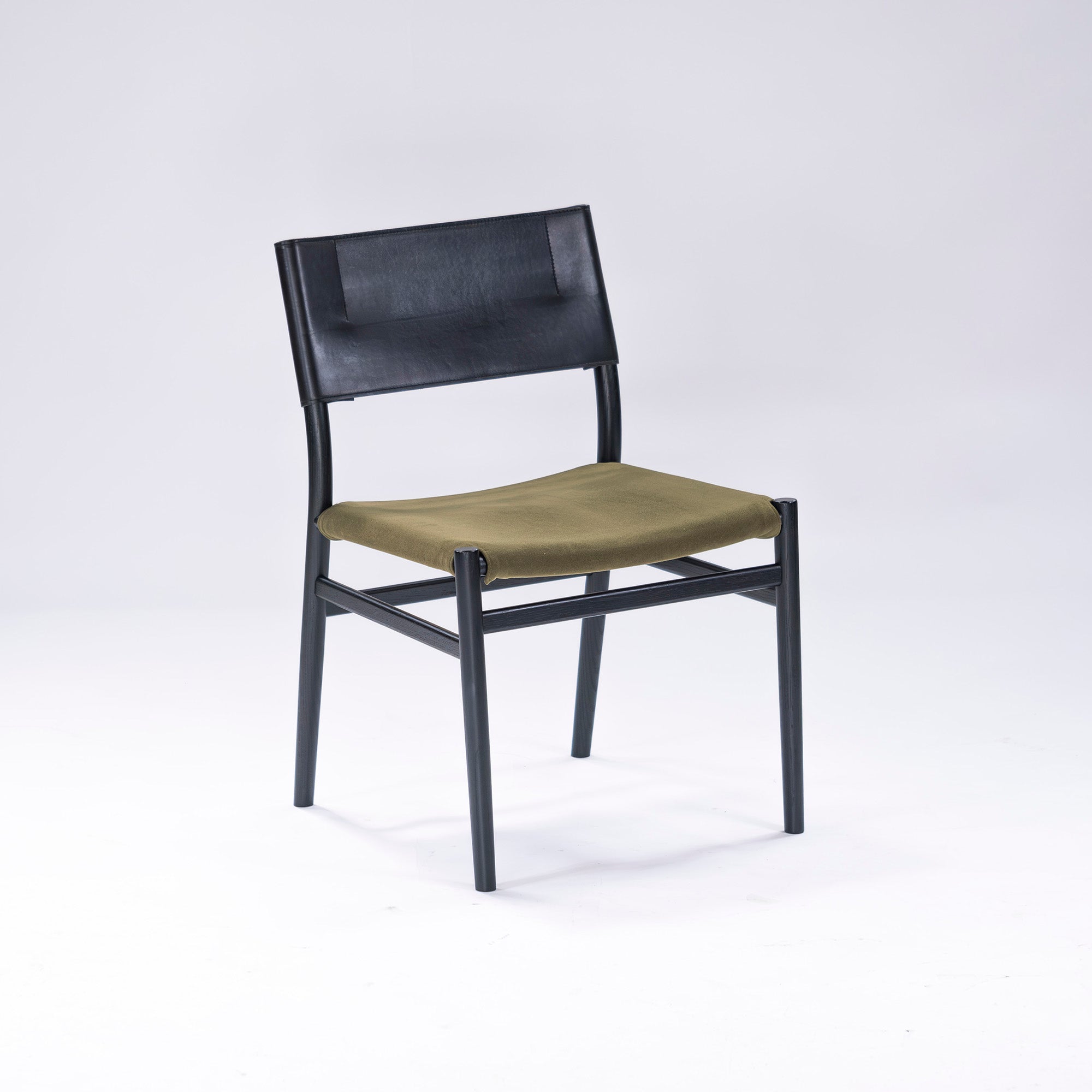 MASTERWAL YU UC4 Dining Chair, Red Oak, Black Paint (1), Genuine Leather, Modern, Scandinavian