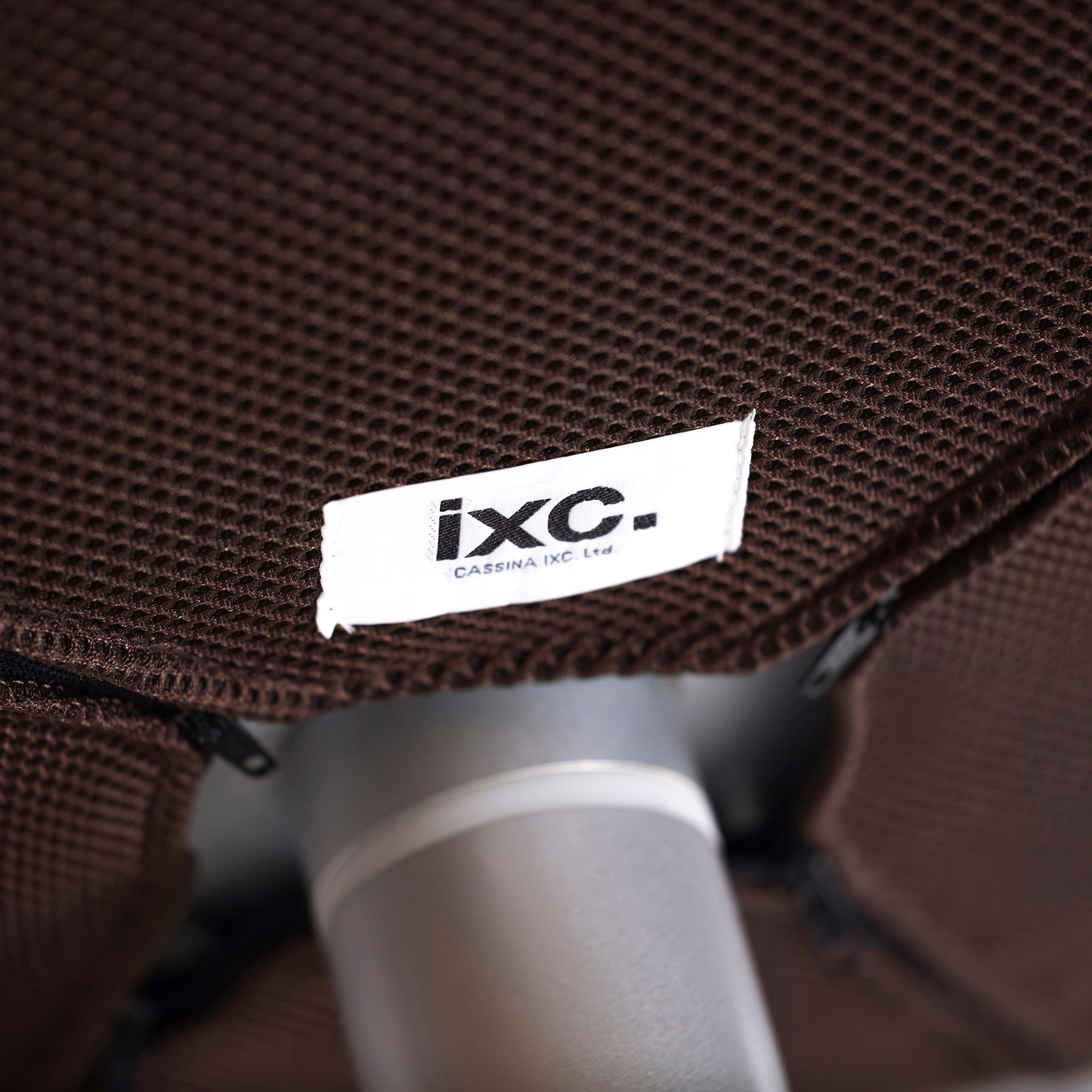 Lounge Chair Cassina ixc. Boomerang Plus Swivel Chair (3) Italian Modern