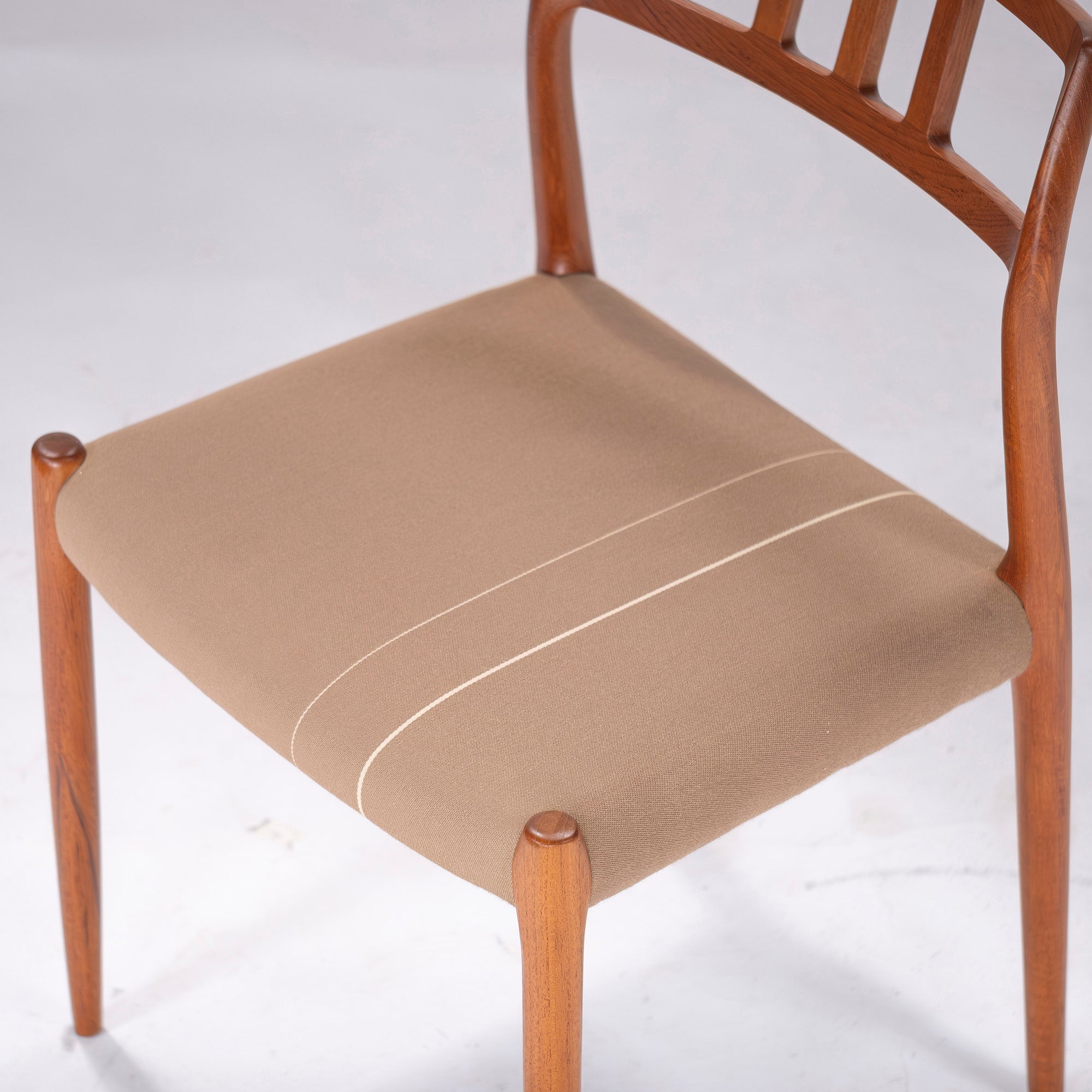 Dining chair JL Moller JLMOLLER model 79(2) Teak wood Nordic vintage Made in Denmark Niels O. Moller
