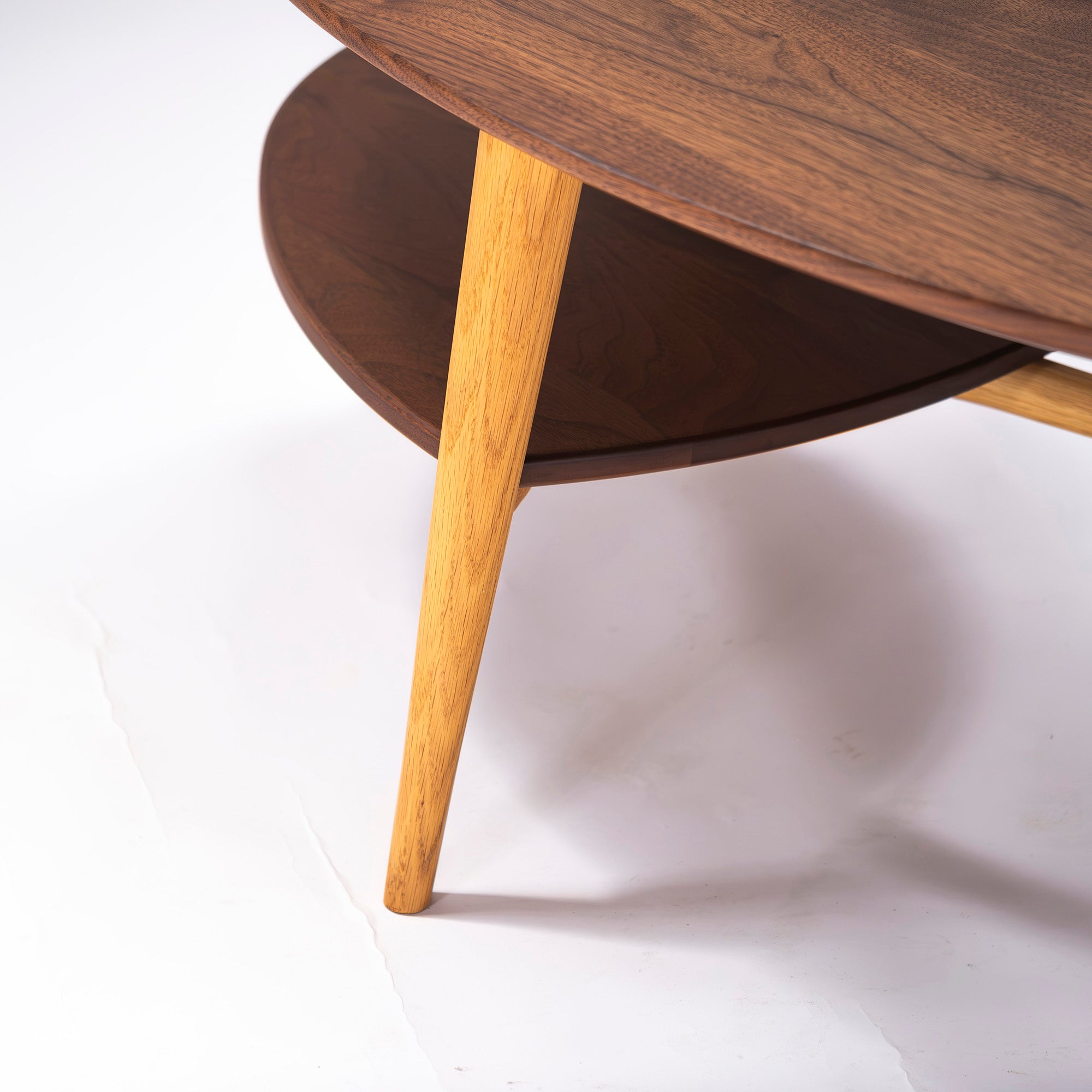 Center table Kashiwa Mokko CIVIL Living table CT66LK Bean top Walnut x oak Bean-shaped top Solid wood