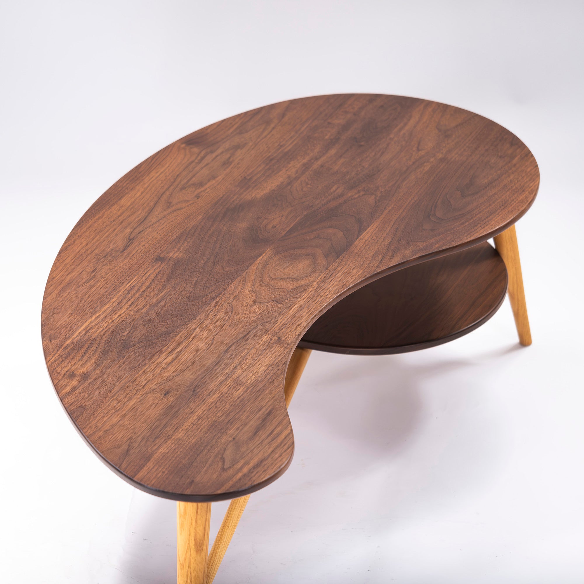 Center table Kashiwa Mokko CIVIL Living table CT66LK Bean top Walnut x oak Bean-shaped top Solid wood