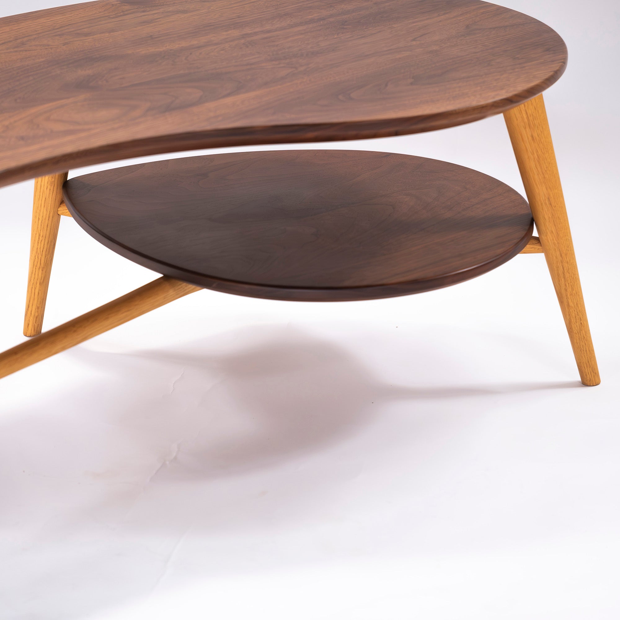 Center table Kashiwa Mokko CIVIL Living table CT66LK Bean top Walnut x oak Bean-shaped top Solid wood