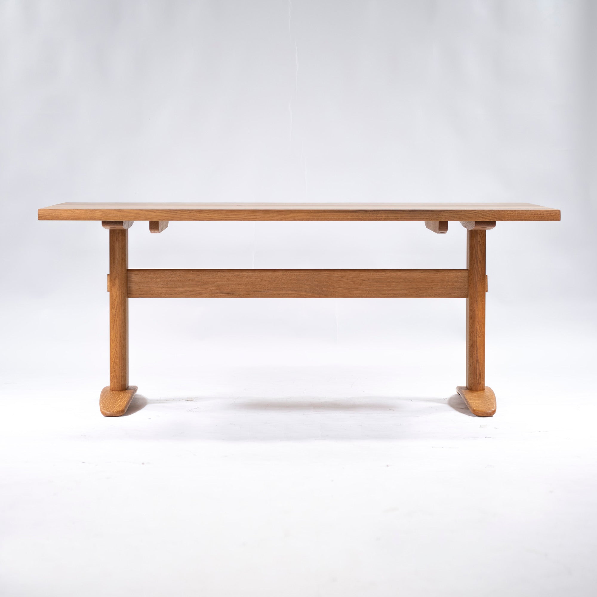 Dining table Hida Sangyo Woodpecker Words of the Forest SN384 Living room table w160 One-sided R-shaped tabletop Oak wood Oil finish Japanese modern