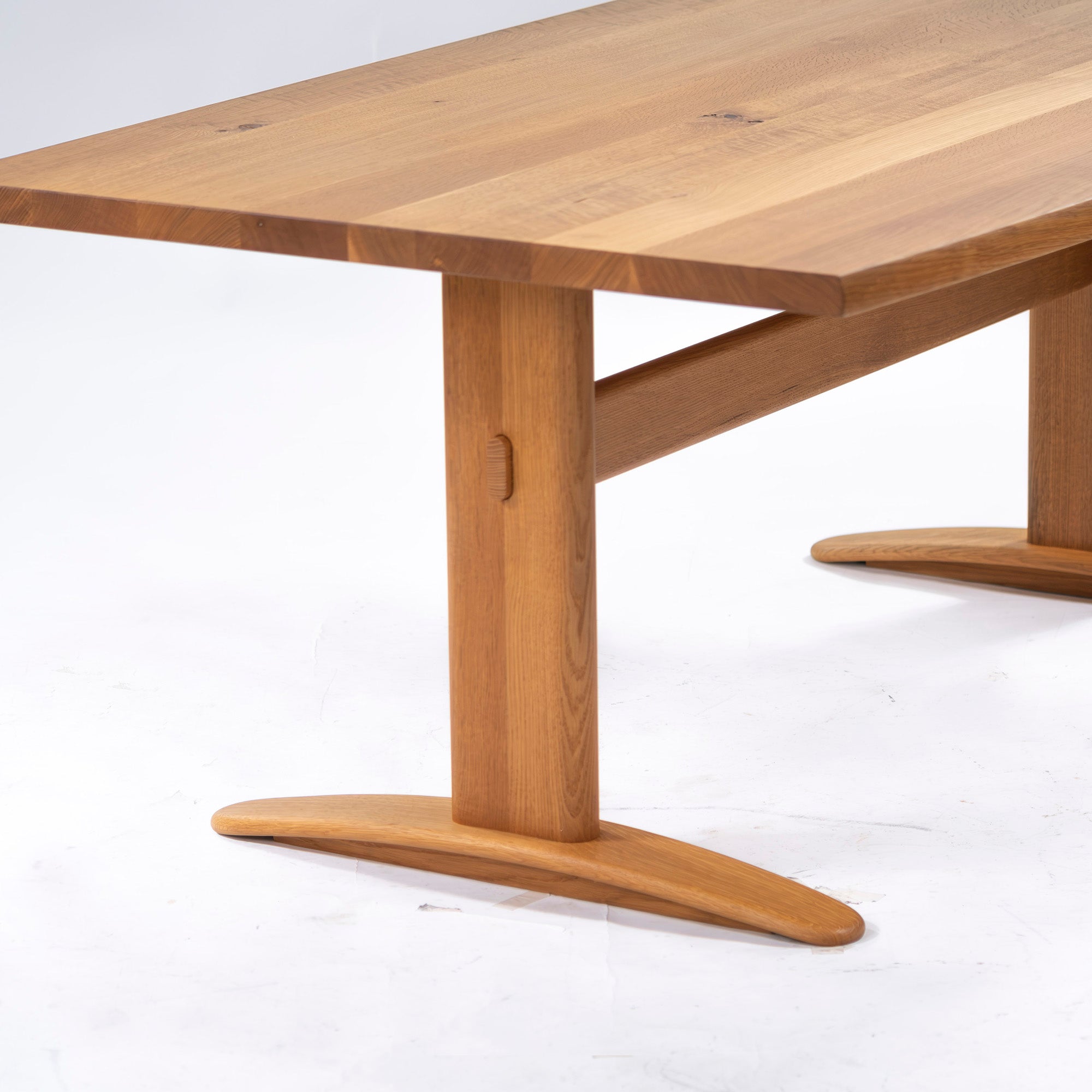 Dining table Hida Sangyo Woodpecker Words of the Forest SN384 Living room table w160 One-sided R-shaped tabletop Oak wood Oil finish Japanese modern