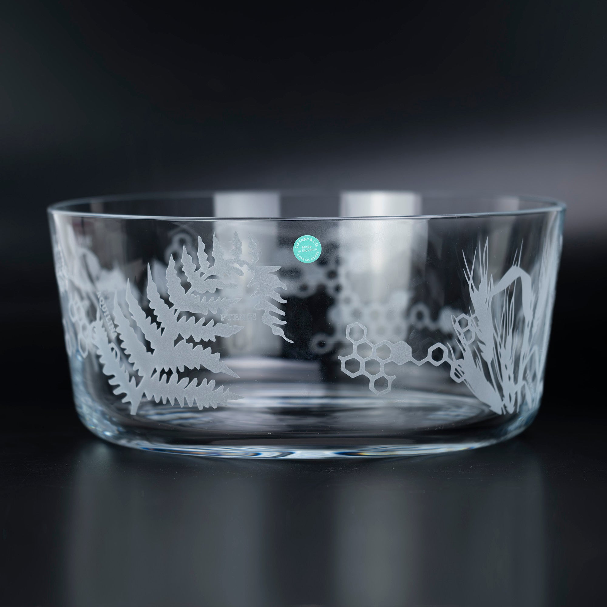 Tiffany Flora & Fauna TIFFANY & CO. FLORA & FAUNA Mouth-blown crystal glass bowl tableware