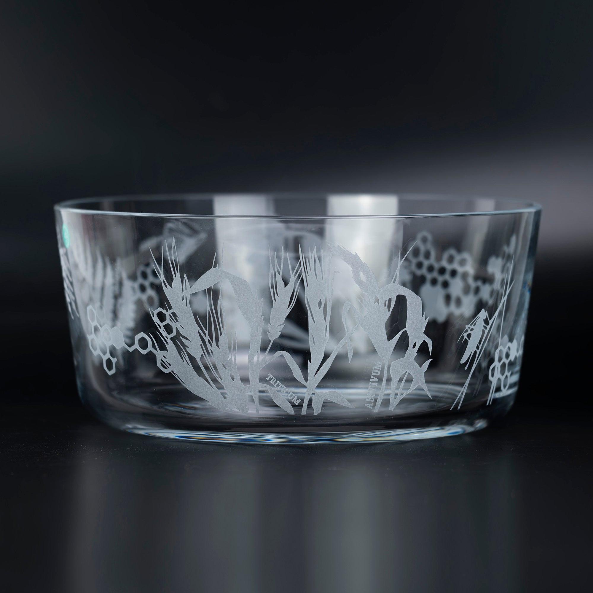 Tiffany Flora & Fauna TIFFANY & CO. FLORA & FAUNA Mouth-blown crystal glass bowl tableware
