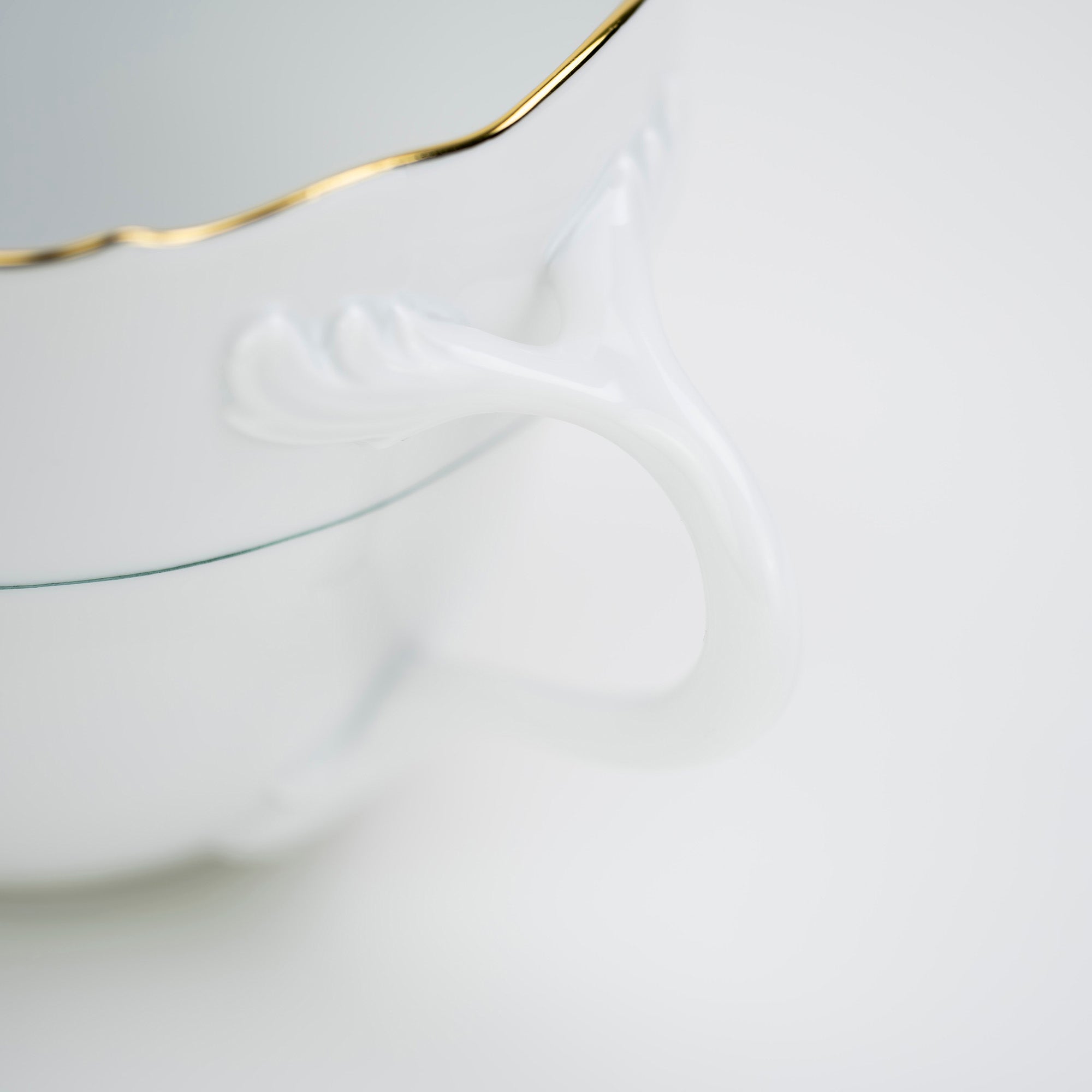 Meissen Basic Flower Crocus Gold Cup & Saucer (1)