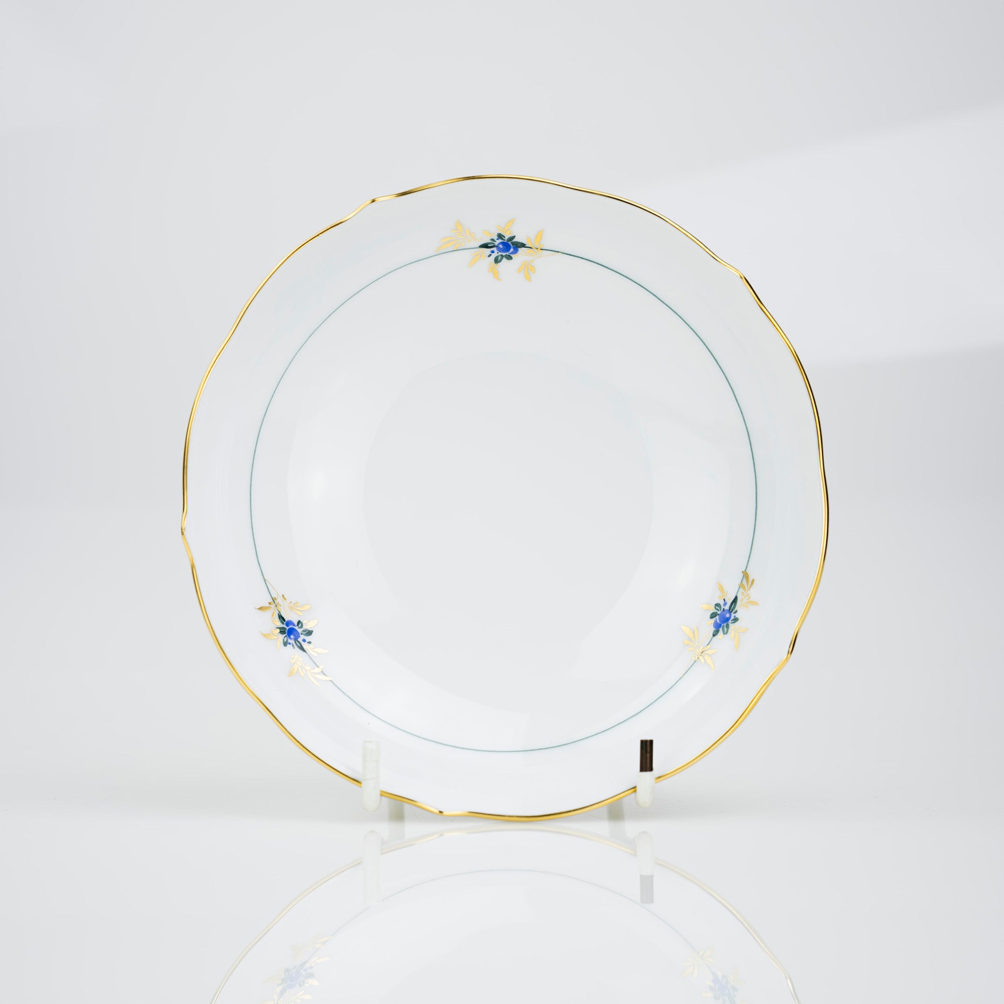 Meissen Basic Flower Crocus Gold Cup & Saucer (1)