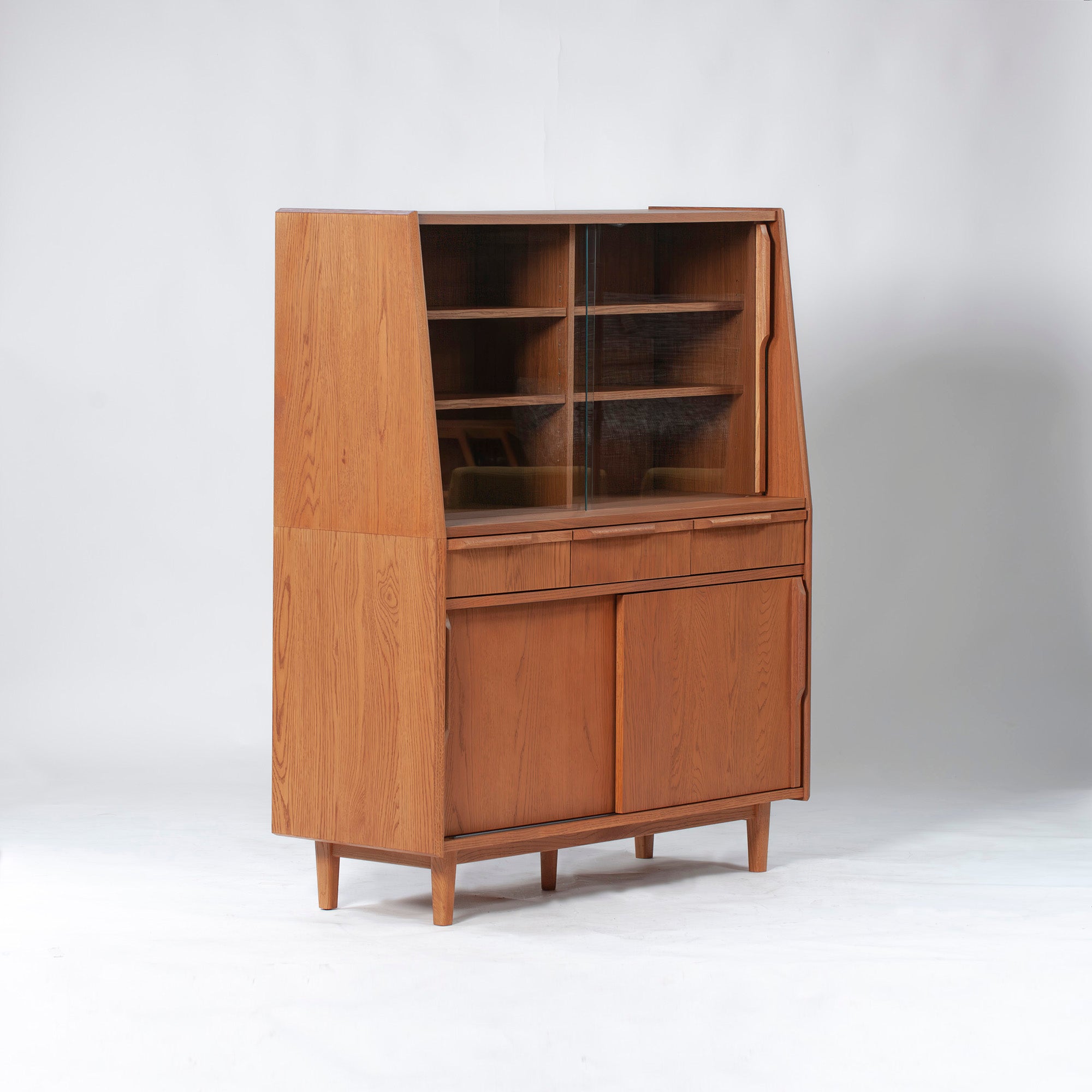 Cabinet Unico TOVE Cupboard Oak wood W120 Nordic vintage style Kitchen storage Living room storage