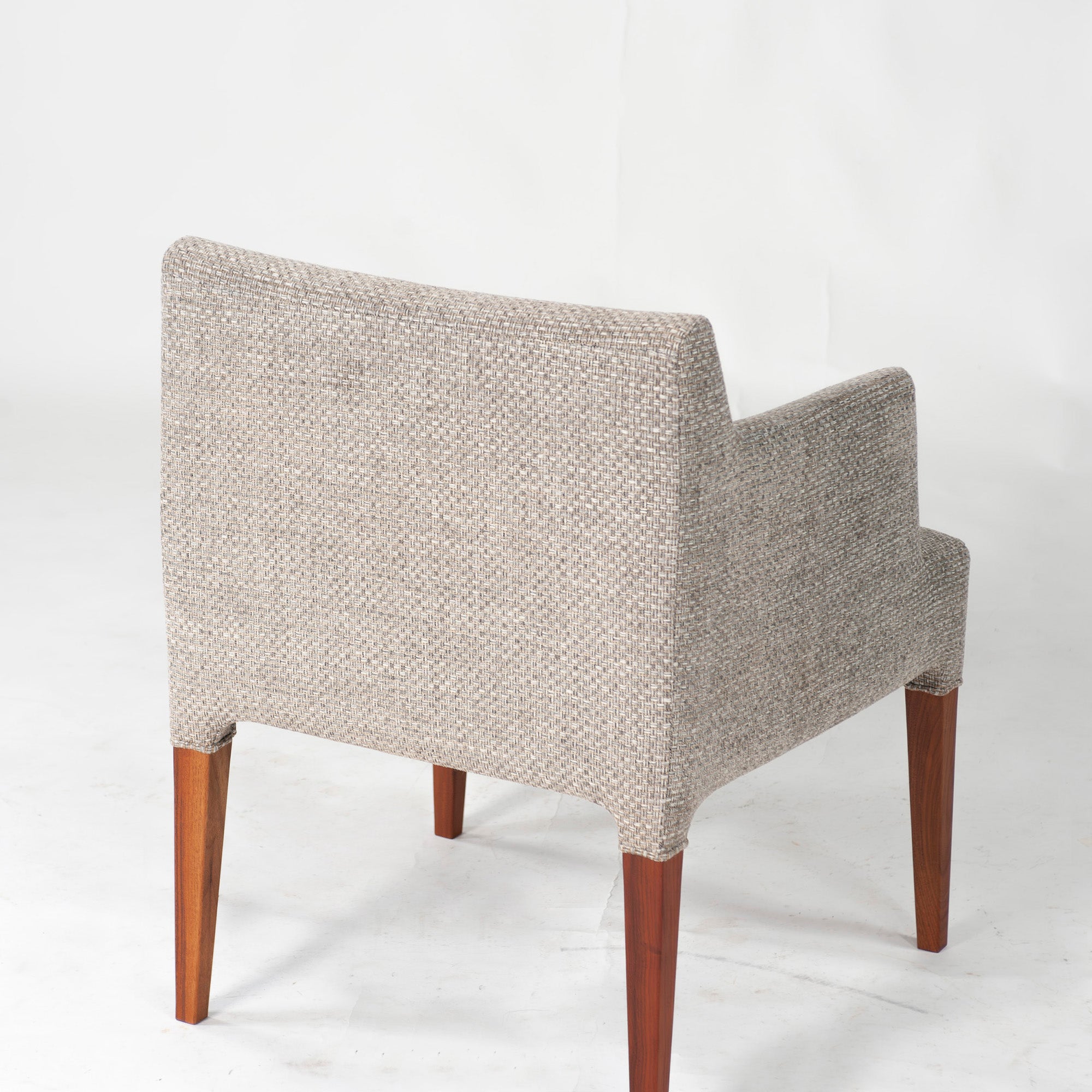 Ritzwell C-LINE armchair, walnut (6), oil-finished with fabric upholstery. Simple, Scandinavian modern design.
