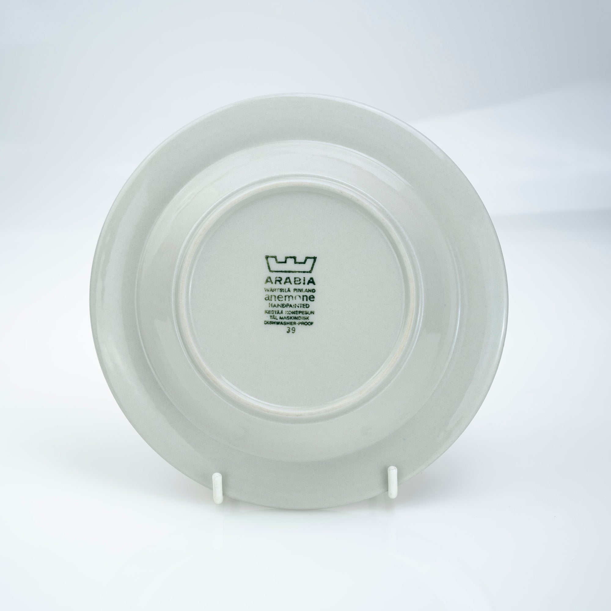 Arabia Anemone Soup Plate by Ulla Procoppe, Nordic Vintage